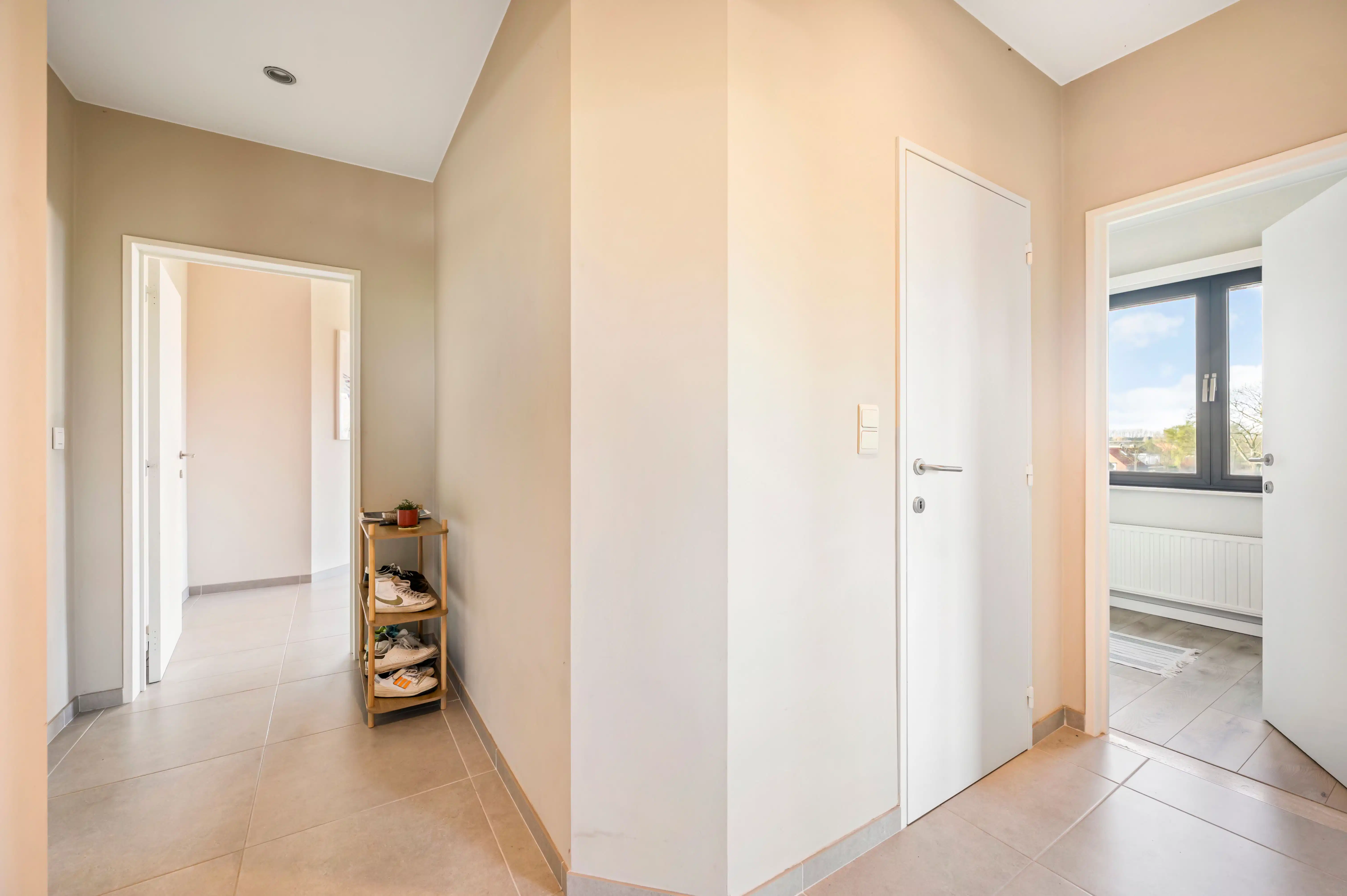 Lichtrijk hoekappartement met 3 slaapkamers en garagebox in Ekeren! foto 13