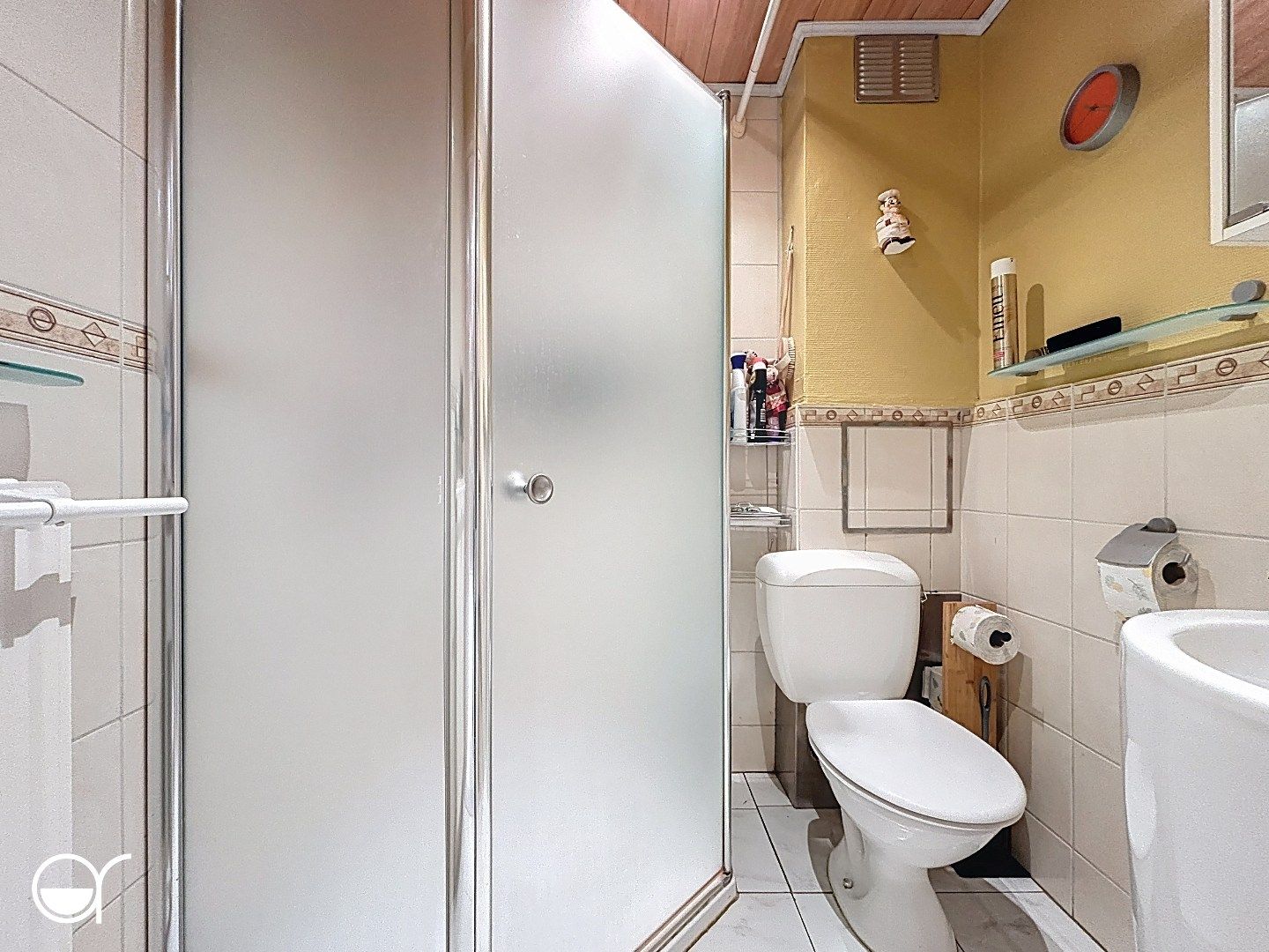 2-slaapkamerappartement aan het water foto 12