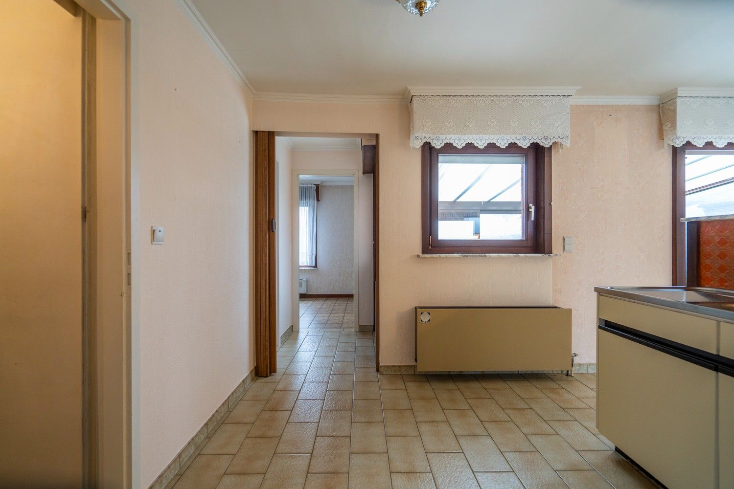 GROUND FLOOR LIVING foto 13