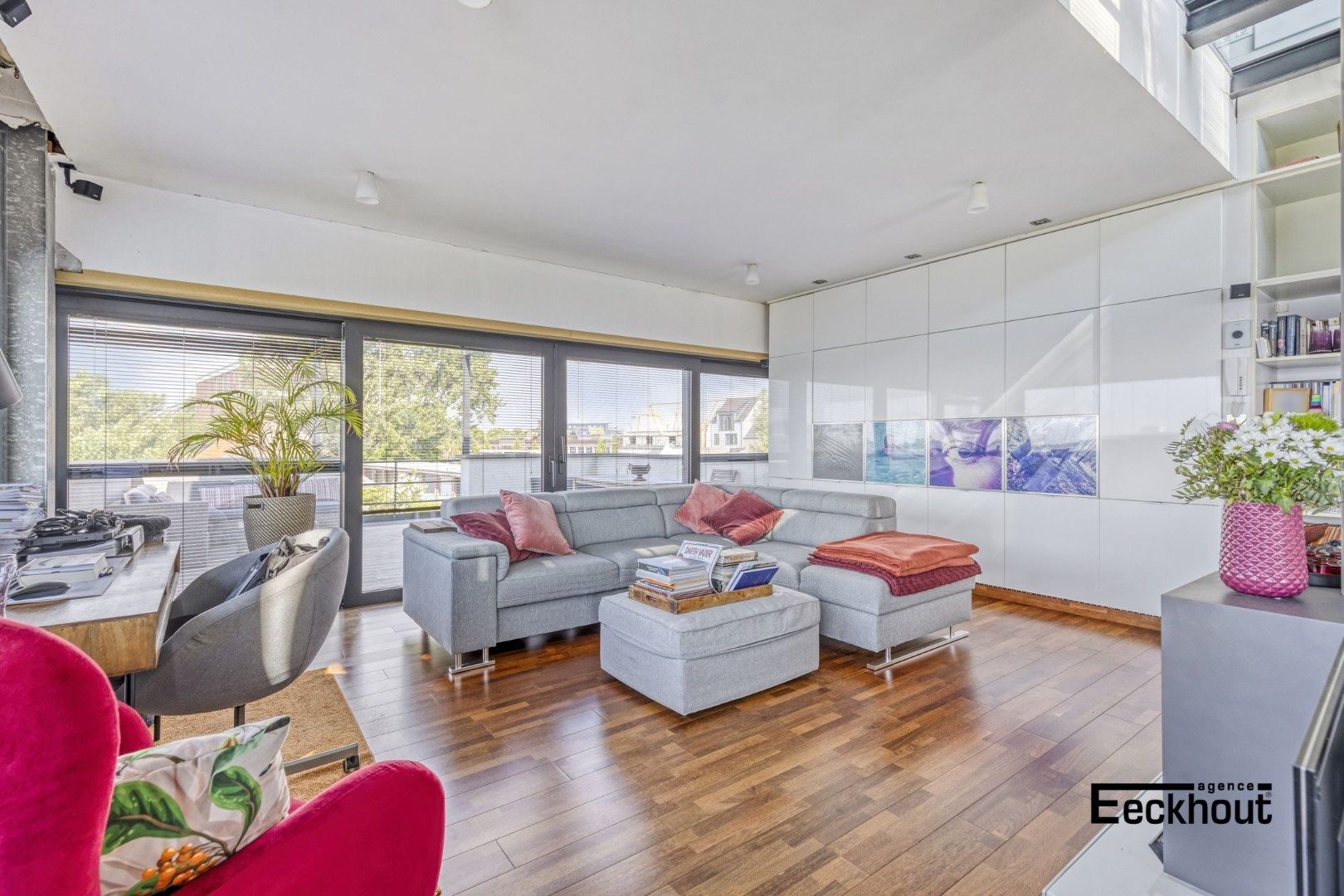 Moderne, architecturale villa met prachtige terrassen en uitmuntend zicht op de Spuikom! foto 6