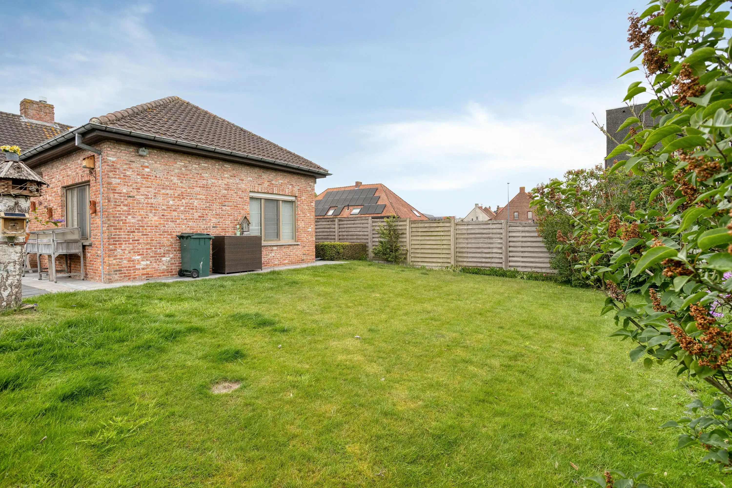 Zeer ruime gezinswoning met veranda en tuin in Westrozebeke foto 19