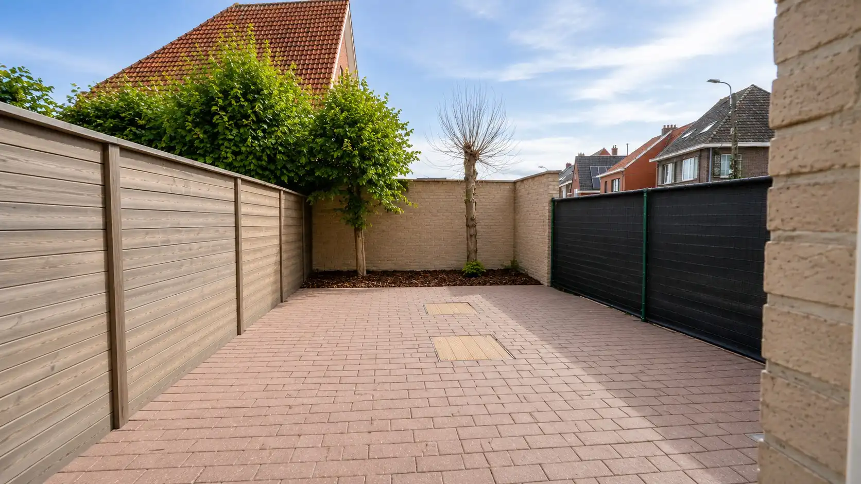 Volledig opgefriste halfopen bebouwing met tuin te Hamme foto 11