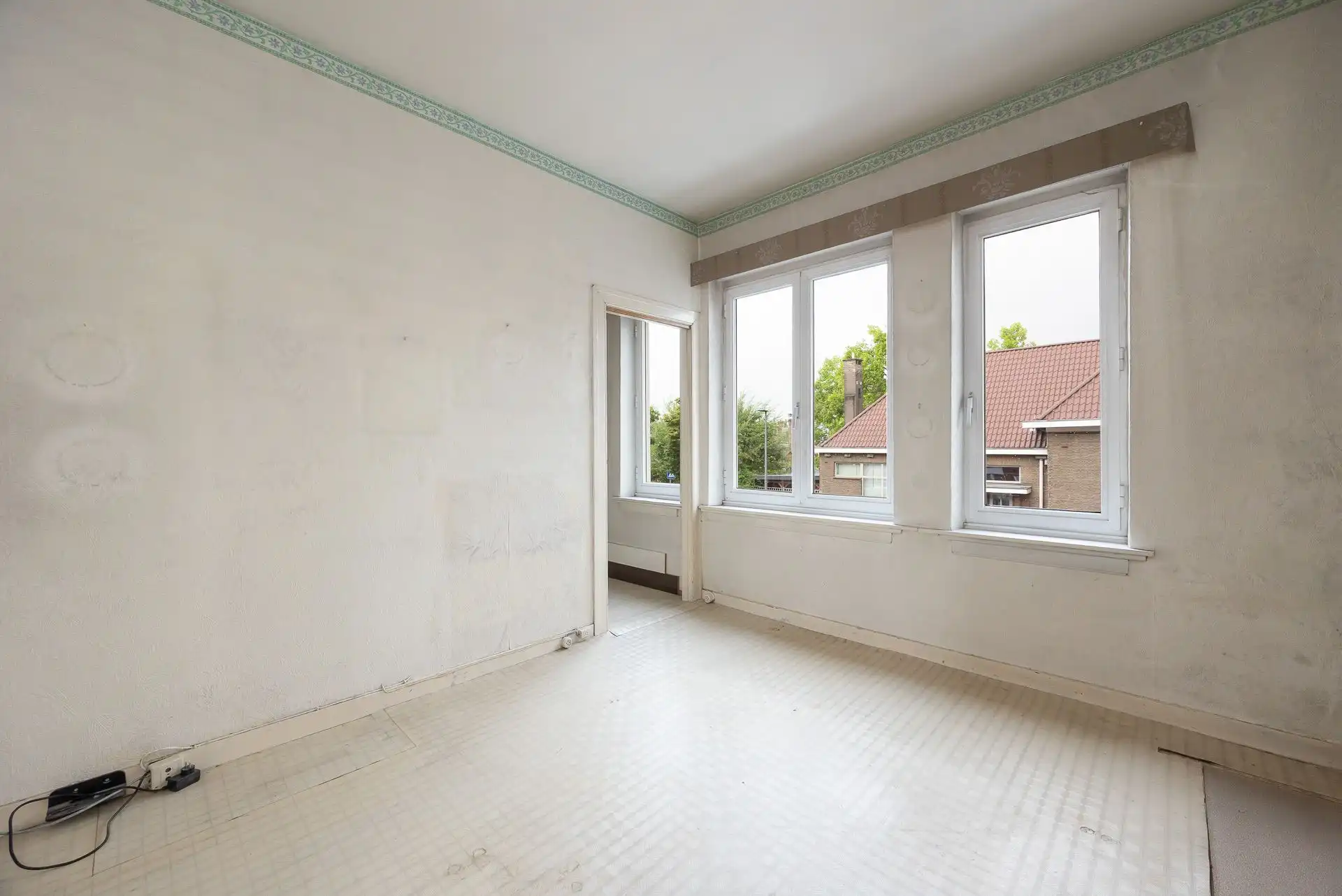 Opbrengsteigendom met 3 appartementen te Berchem foto 4