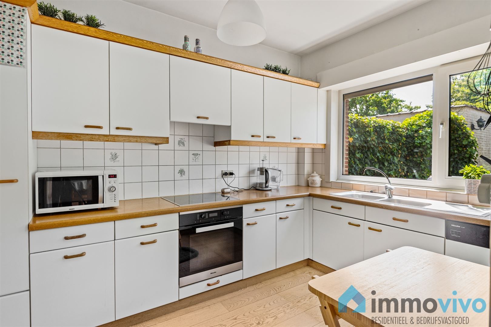 Mooie halfopen bebouwing op 420m² grond foto 15