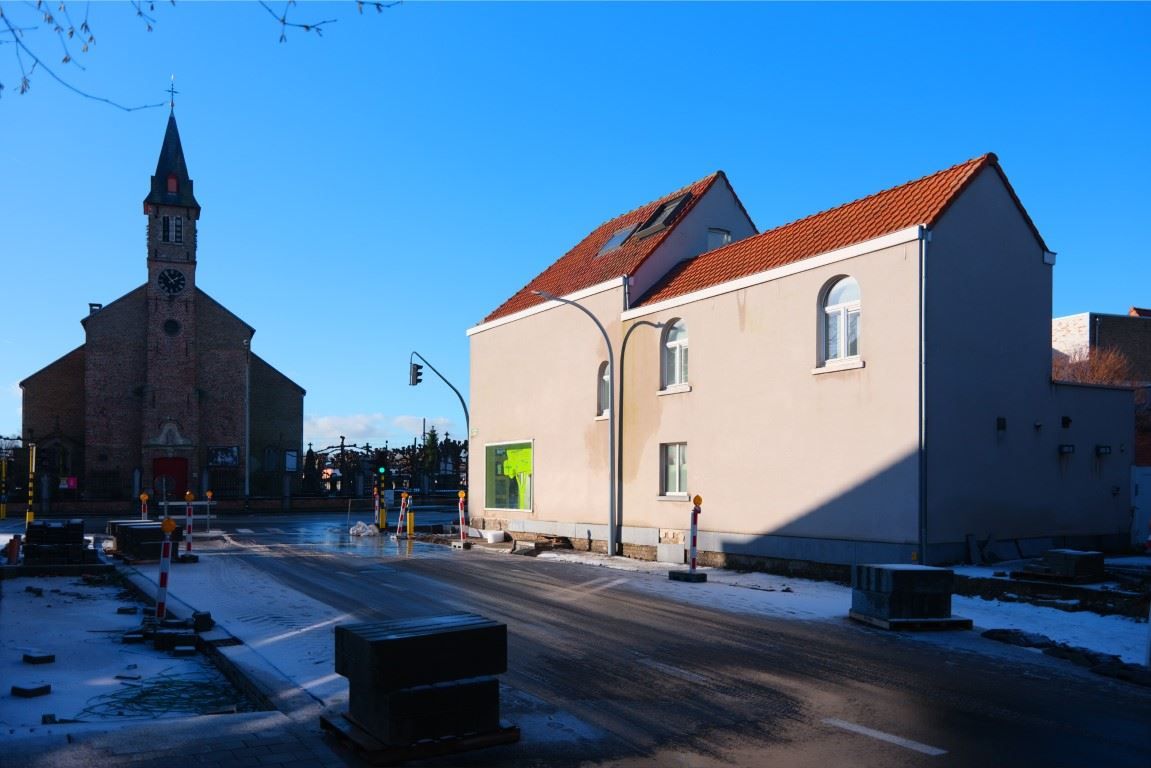 Brugge op Blankenbergse Steenweg Dit RECENT VERBOUWDE  handelspand /   INSTAPKLAAR KINDERDAGVERBLIJF, tot inde puntjes ingericht en georganiseerd  MET WOONST /GROTE BUITENPLAATS /GROTE GARAGE / ZONNEPANELEN foto 17