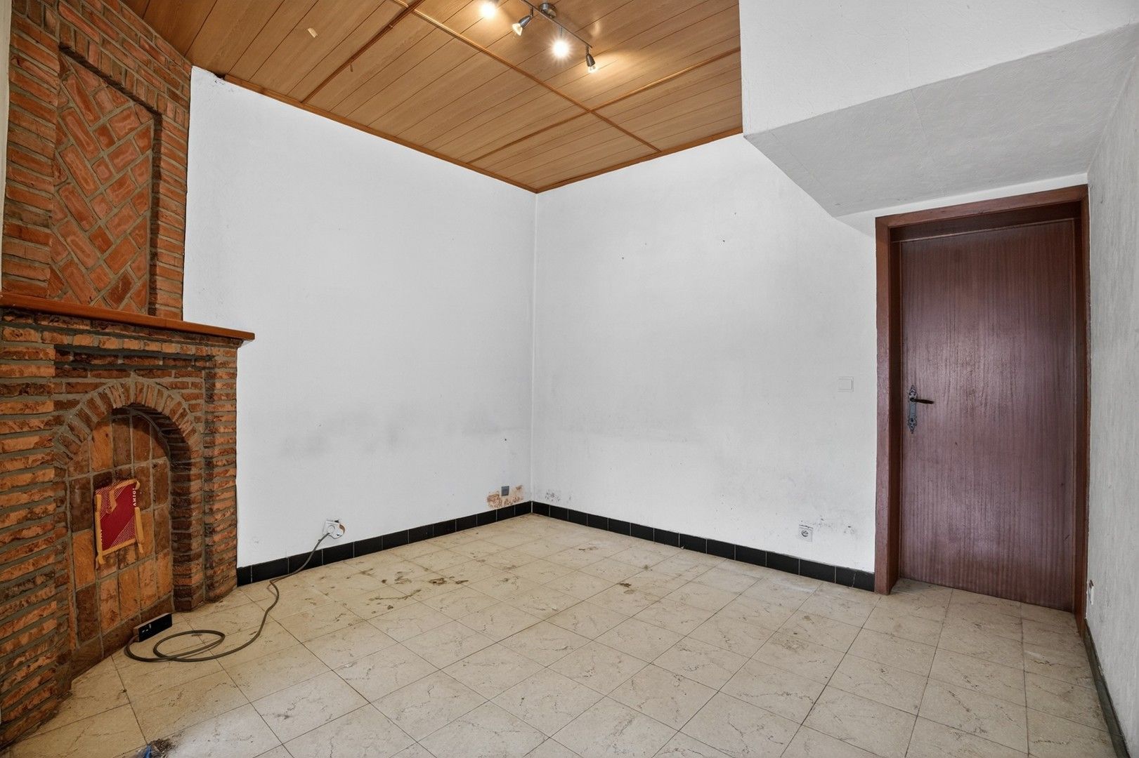 Stevige woning met grote tuin op 1.112 m², tal van mogelijkheden. foto 3