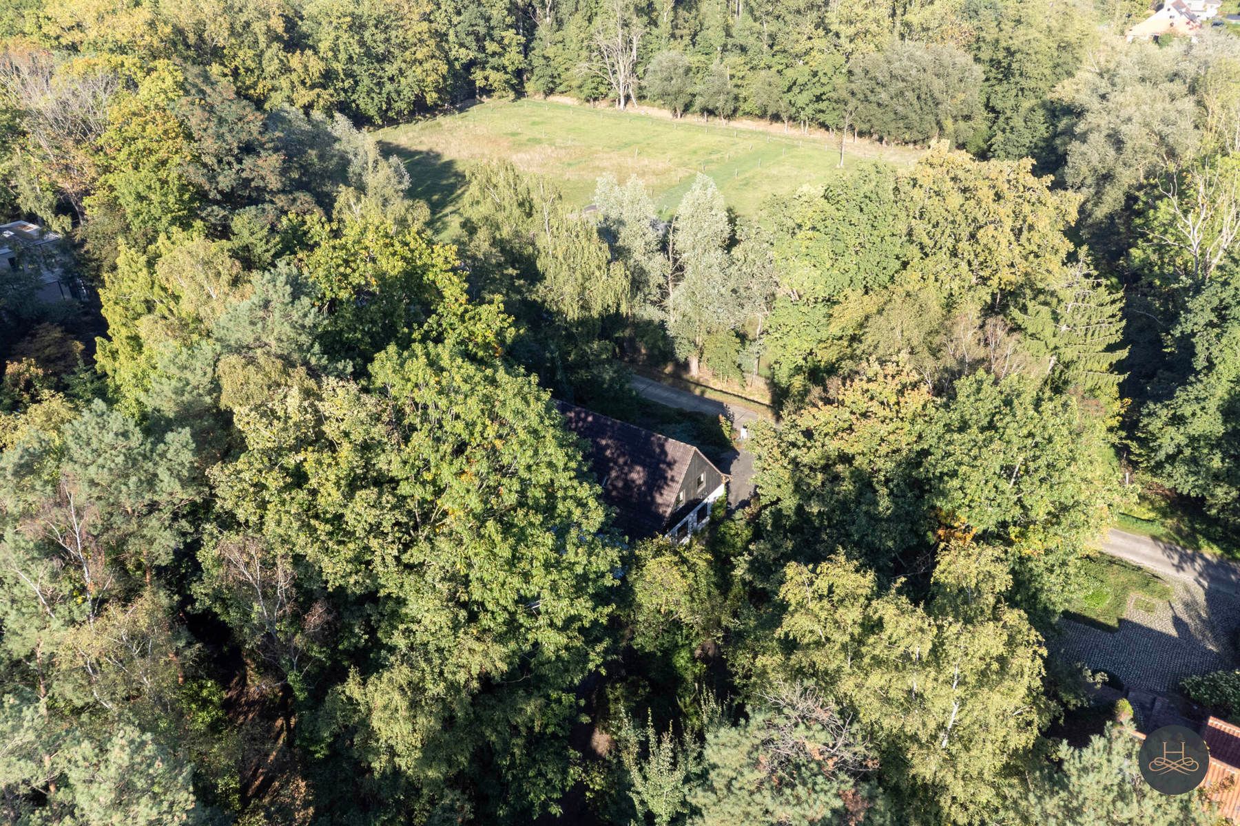 Ruime woonst in het groene woonpark foto 30