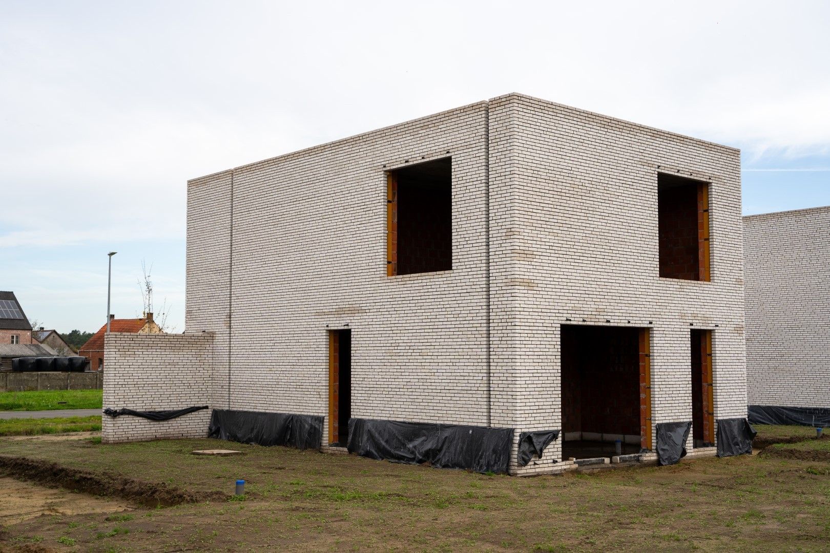 Moderne vrijstaande woning met zuid gerichte tuin foto 2