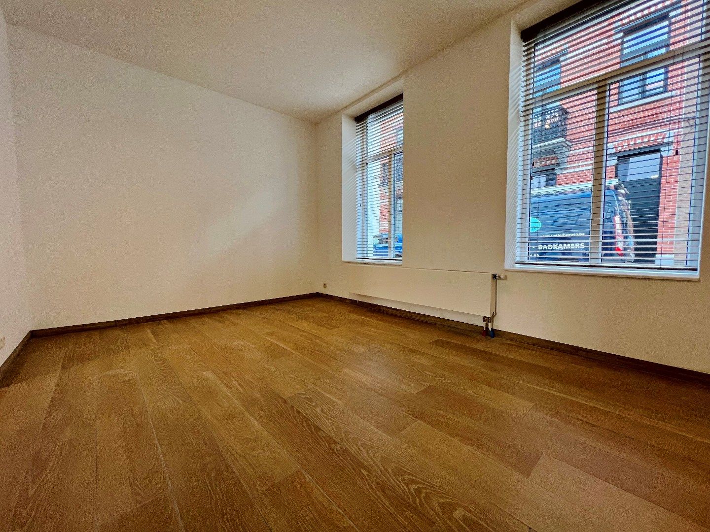 Gerenoveerde rijwoning met 3 slaapkamers en koer met prachtig zicht in centrum Tienen foto 4