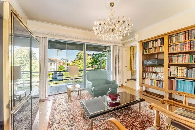 Roeselare – Verzorgd appartement van 90 m² met ca. 30 m² terrassen en zicht op het water foto 5