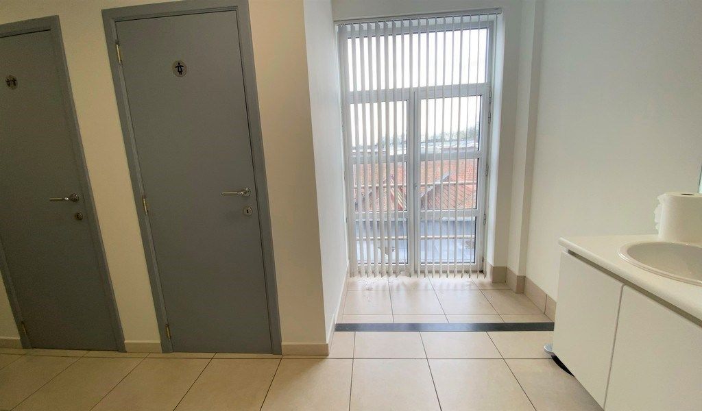 Budgetvriendelijke kantoren te huur vlakbij E17 in Gentbrugge foto 12