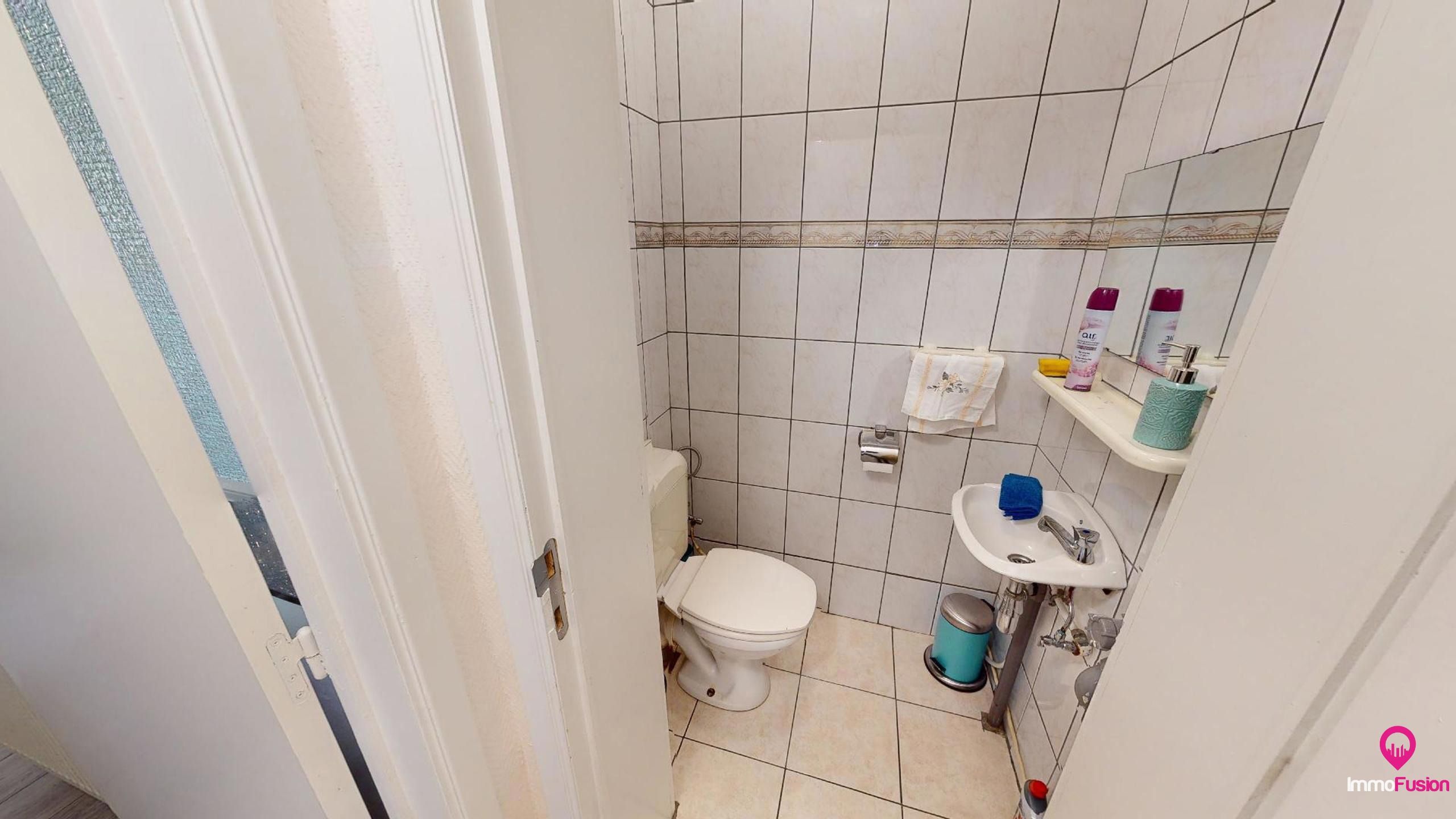 Aangename rijwoning met 3 slaapkamers in leuke woonomgeving! foto 13