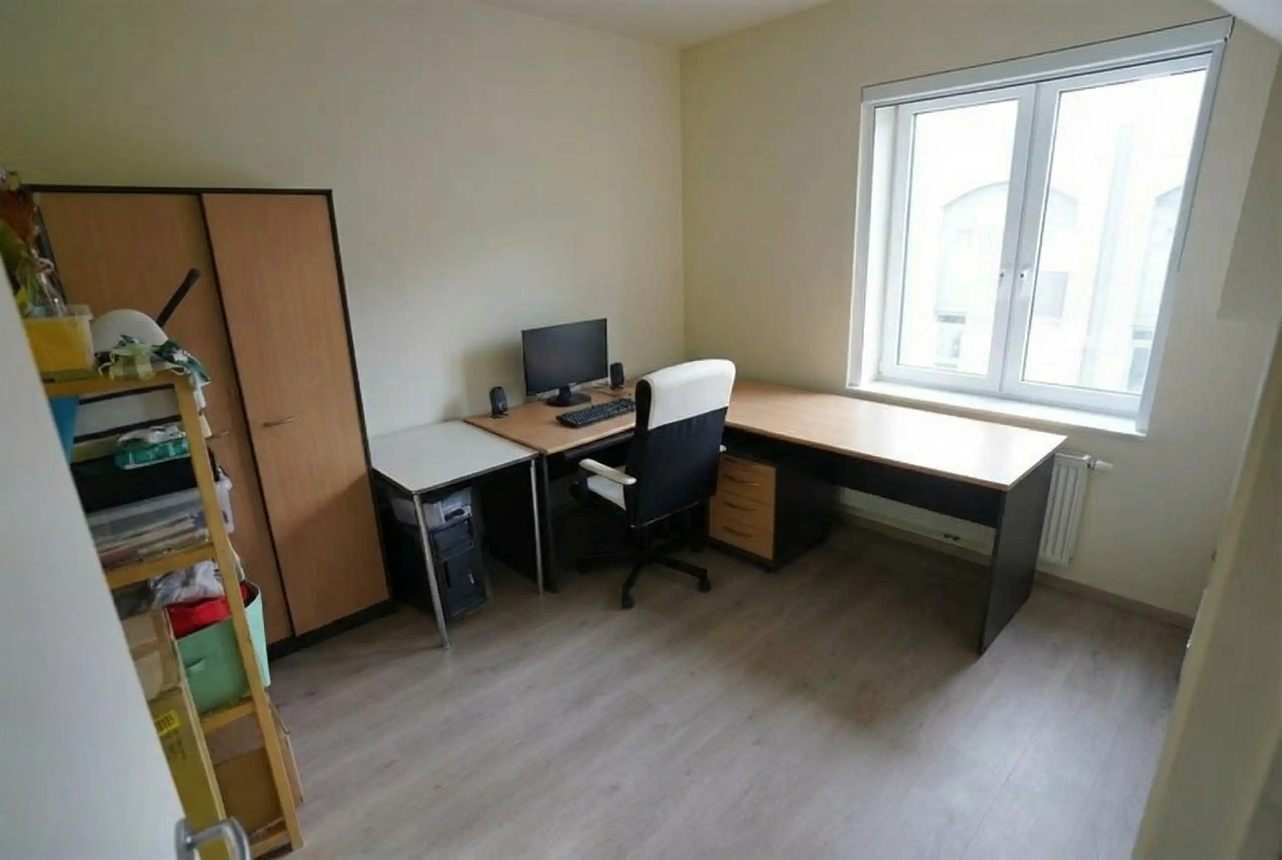 Interessante woning met grote garage en tuin, 3 slaapkamers foto 17