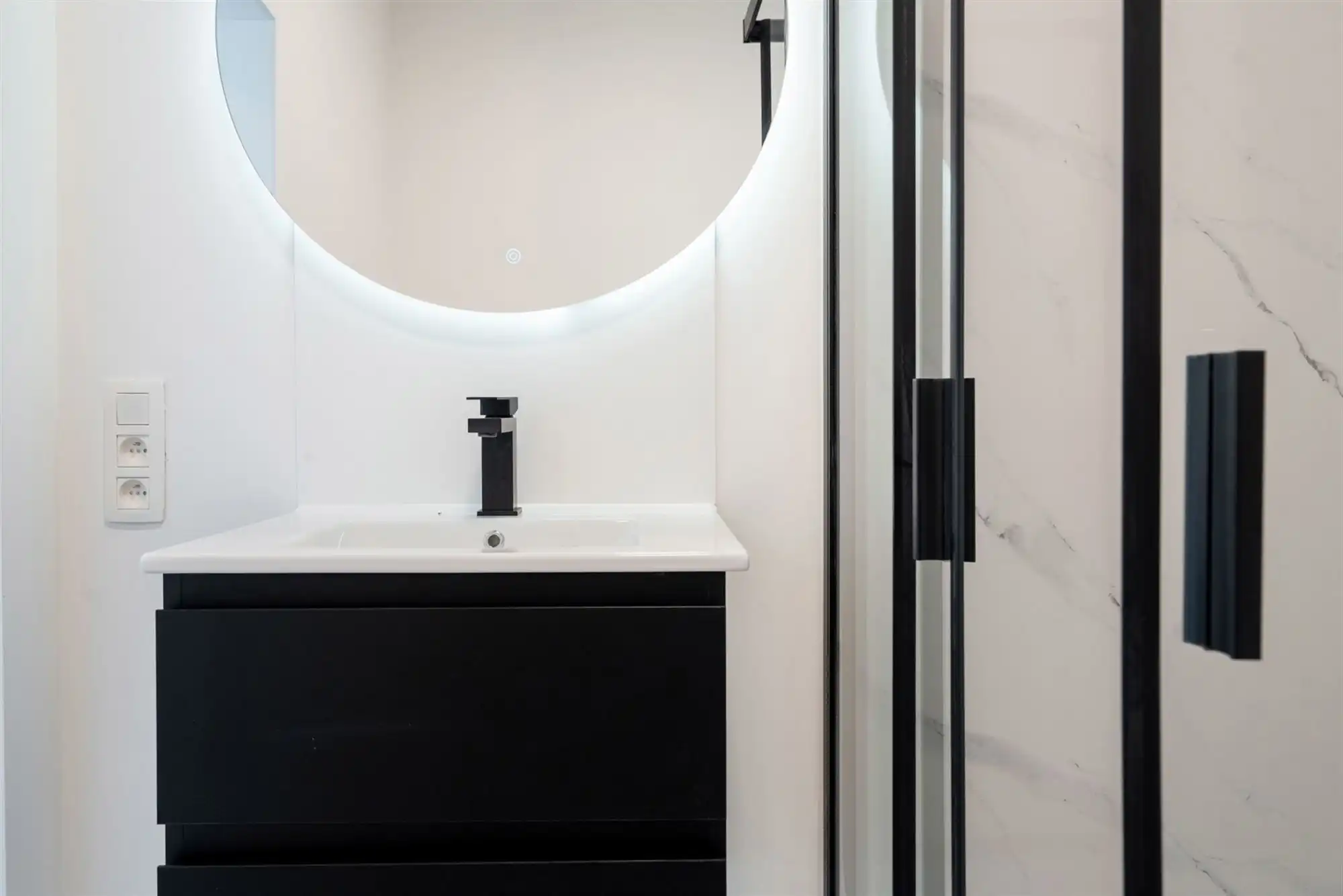 Gemeubelde studentenkamer in Mechelen te huur! foto 13