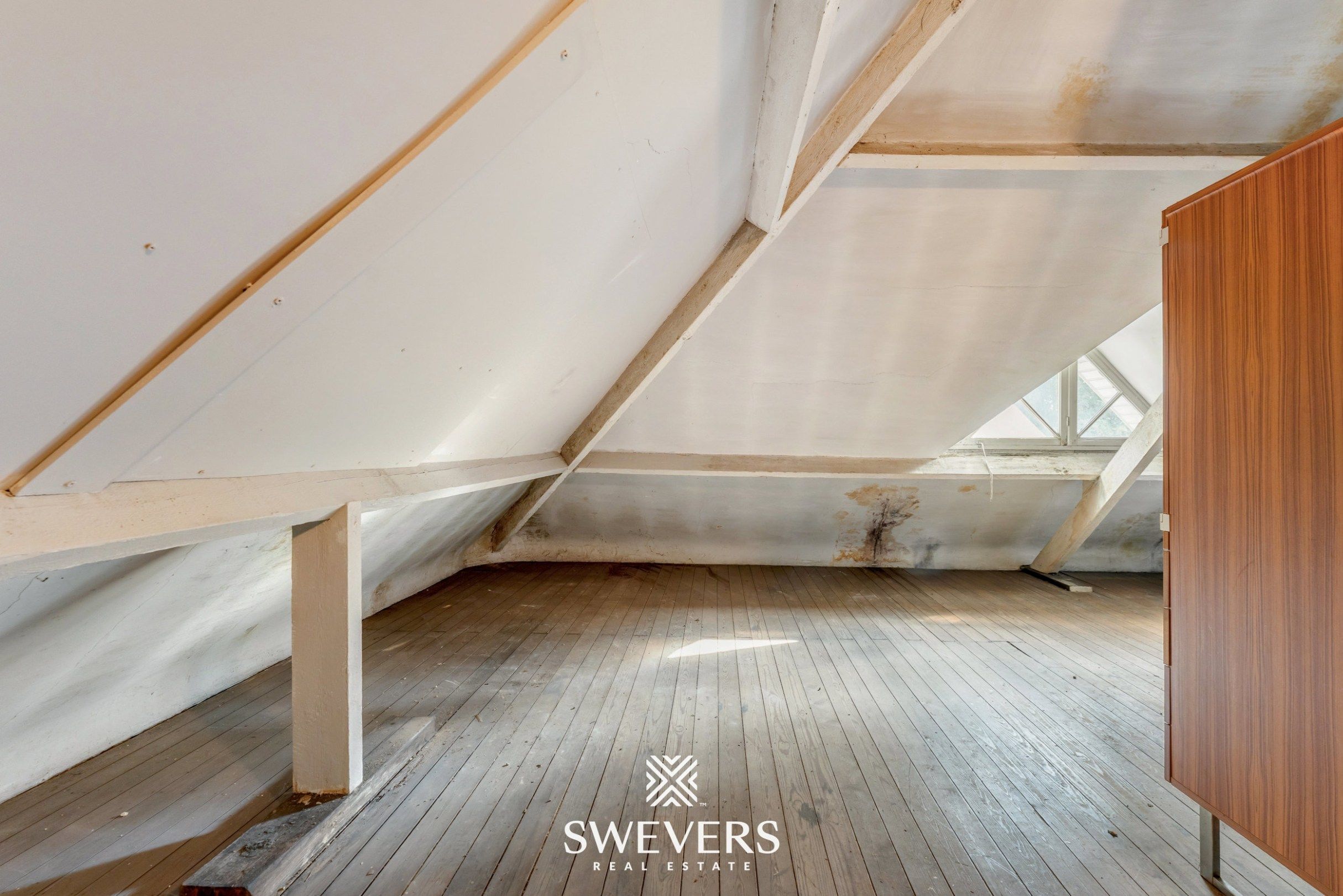 Karaktervolle ingenieurswoning met zes slaapkamers te Heusden-Zolder foto 31