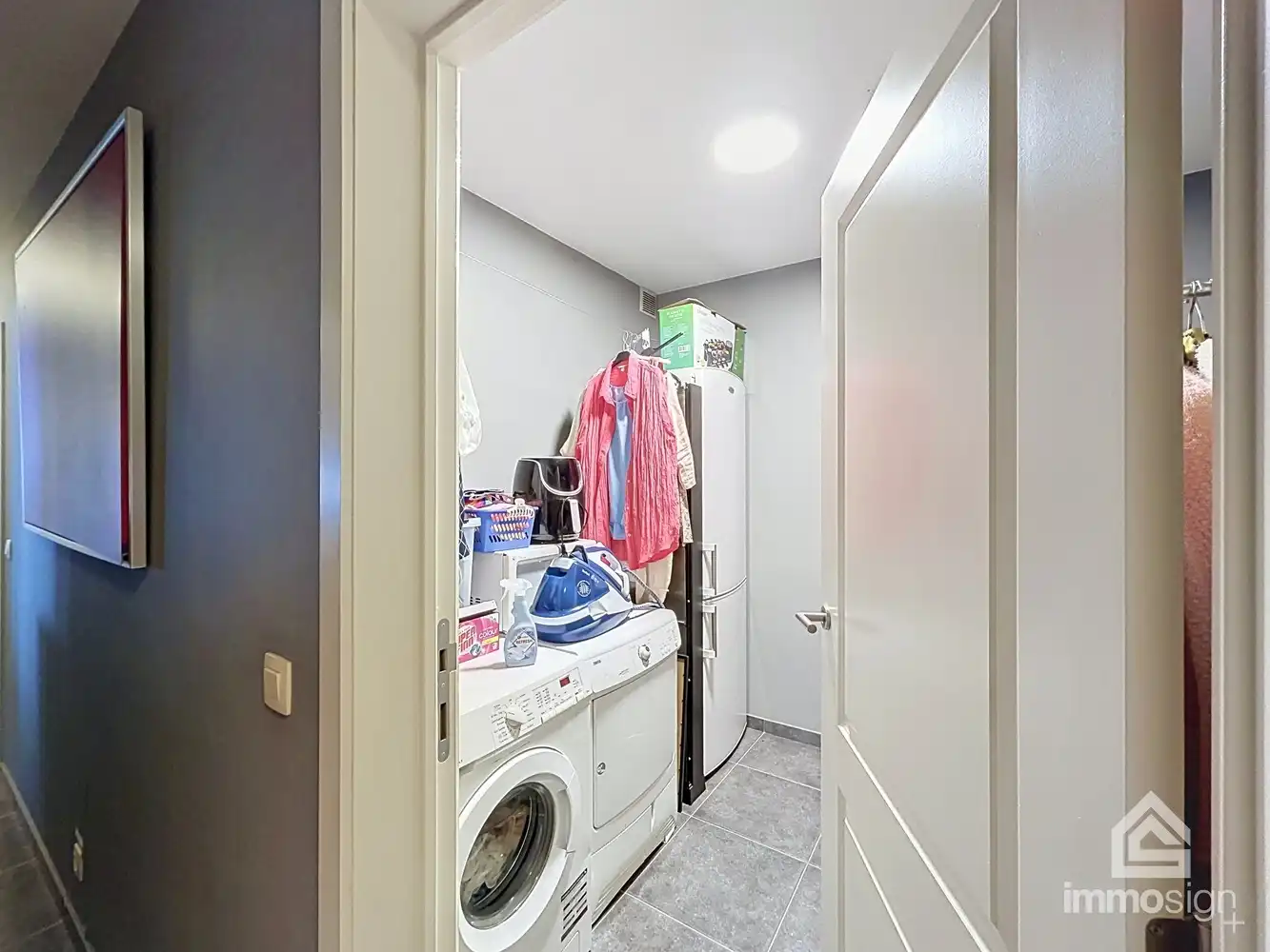Instapklaar ruim gelijkvloers appartement met gezellige stadstuin en autostaanplaats in hartje Hamont-Achel! foto 21