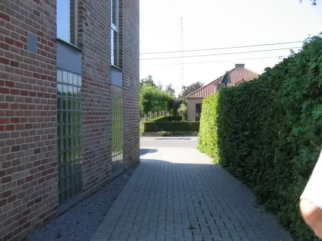 Comfortabel instapklaar duplex-appartement te Bilzen-Beverst foto 17