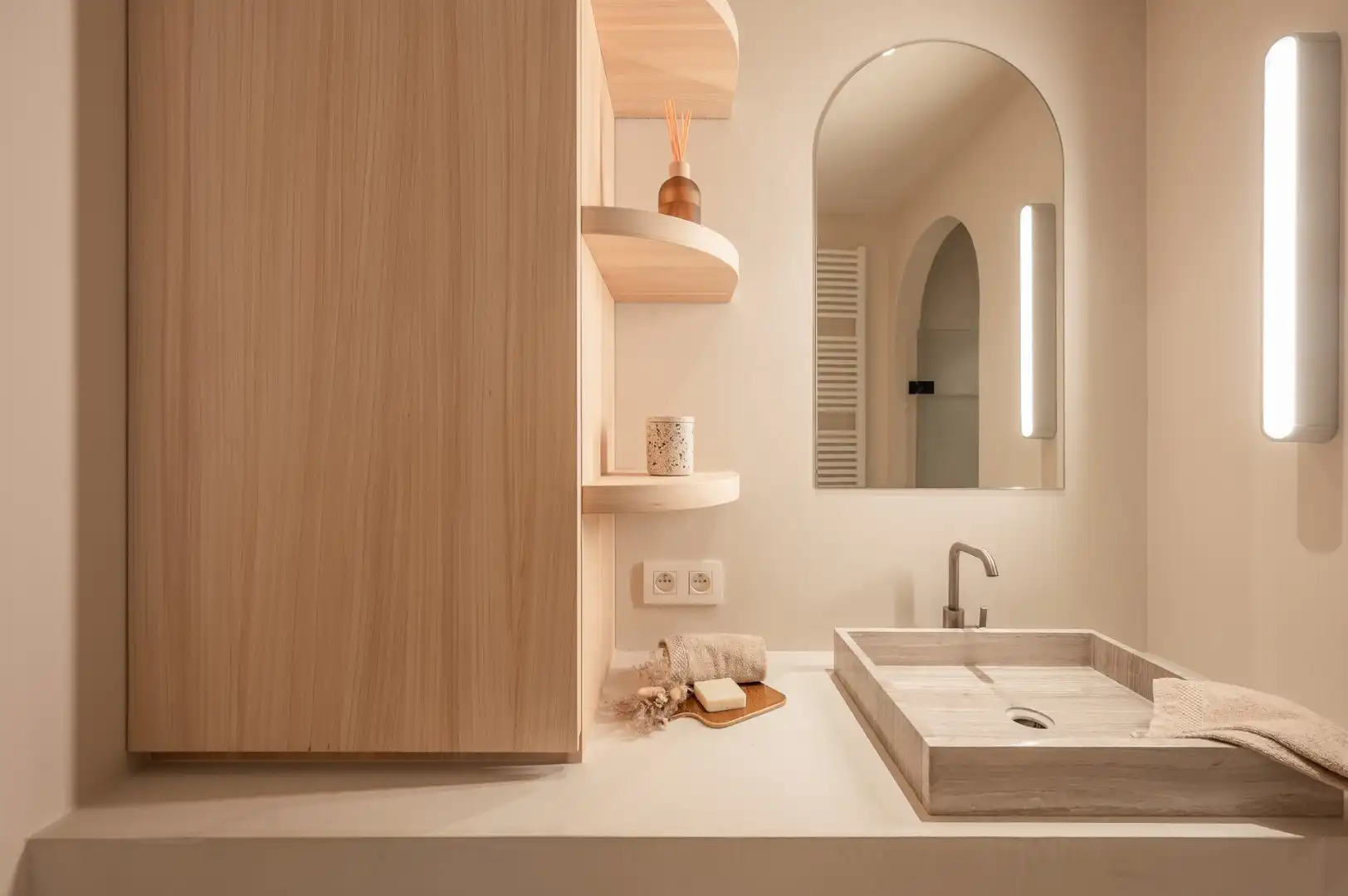 Luxueus gerenoveerd appartement met frontaal zeezicht op Zeedijk-Het Zoute, ideaal gelegen tussen Albertplein en begin Wandeldijk foto 19