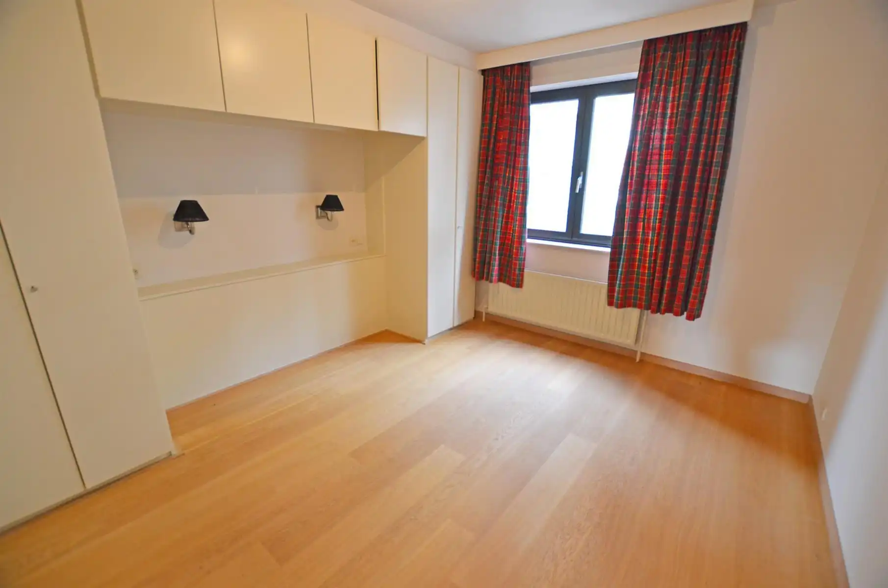 Interessant renovatie project : Drie-slaapkamer appartement op de Kustlaan nabij de minigolf foto 5