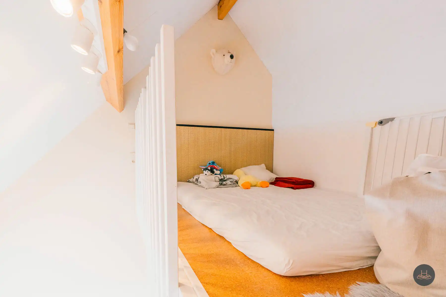 Uniek, instapklaar appartement met grote tuin op toplocatie foto 17