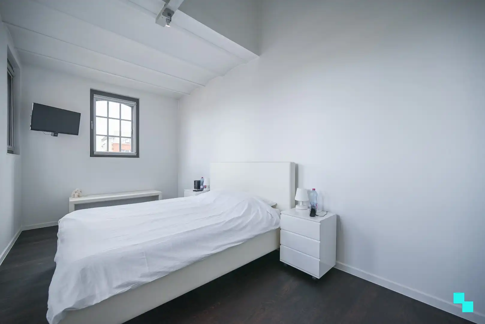 Exclusieve loft langs het water in Kortrijk! foto 18