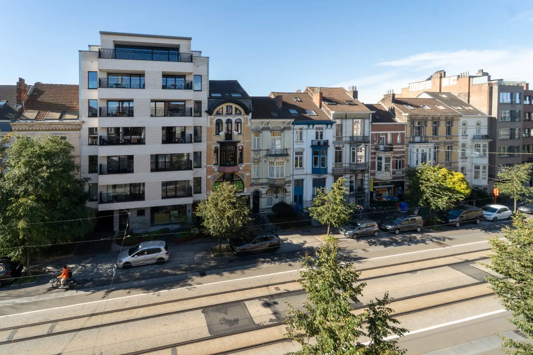Gerenoveerd appartement met zuidgericht terras op toplocatie vlakbij Gent-Sint-Pietersstation. foto 17