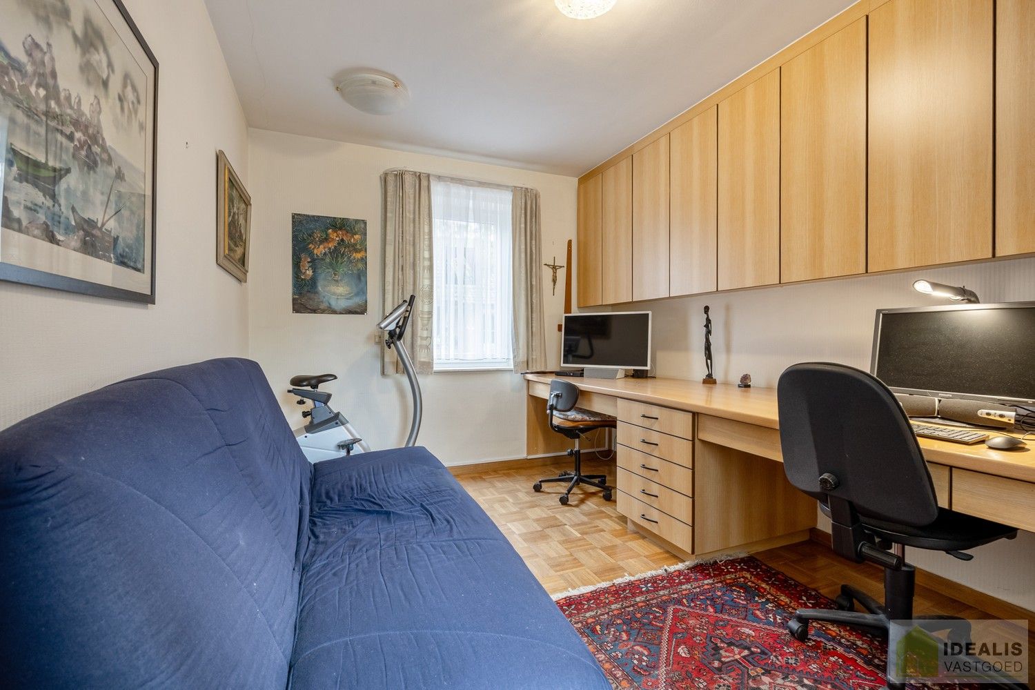 IDEALIS VASTGOED – RUIM INSTAPKLAAR APPARTEMENT IN KLEINSCHALIGE RESIDENTIE MET LICHTRIJKE LEEFRUIMTE, OPEN KEUKEN, HEERLIJK OVERDEKT TERRAS, 3 SLAAPKAMERS, BADKAMER, FIJNE WASPLAATS/BERGING EN INPANDIGE GARAGE OP EEN UITERST GUNSTIGE LOCATIE MIDDEN IN HET CENTRUM VAN PELT!! ZEER GESCHIKT VOOR KANDIDATEN OP ZOEK NAAR INSTAPKLAAR APPARTEMENT foto 32