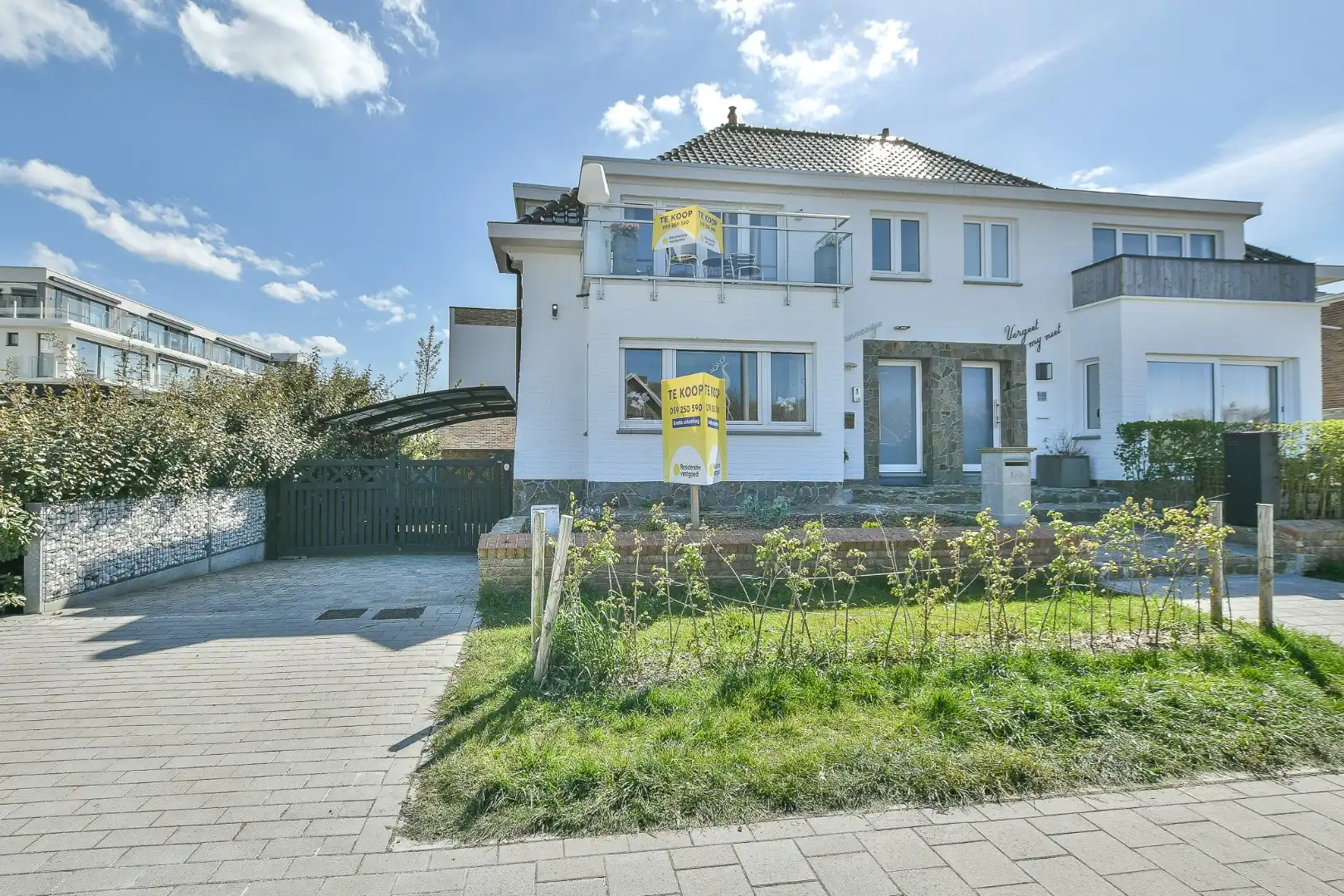 Ruime woning met veel mogelijkheden, carport en 2 parkeerplaatsen - vlakbij centrum & zee!  foto 2