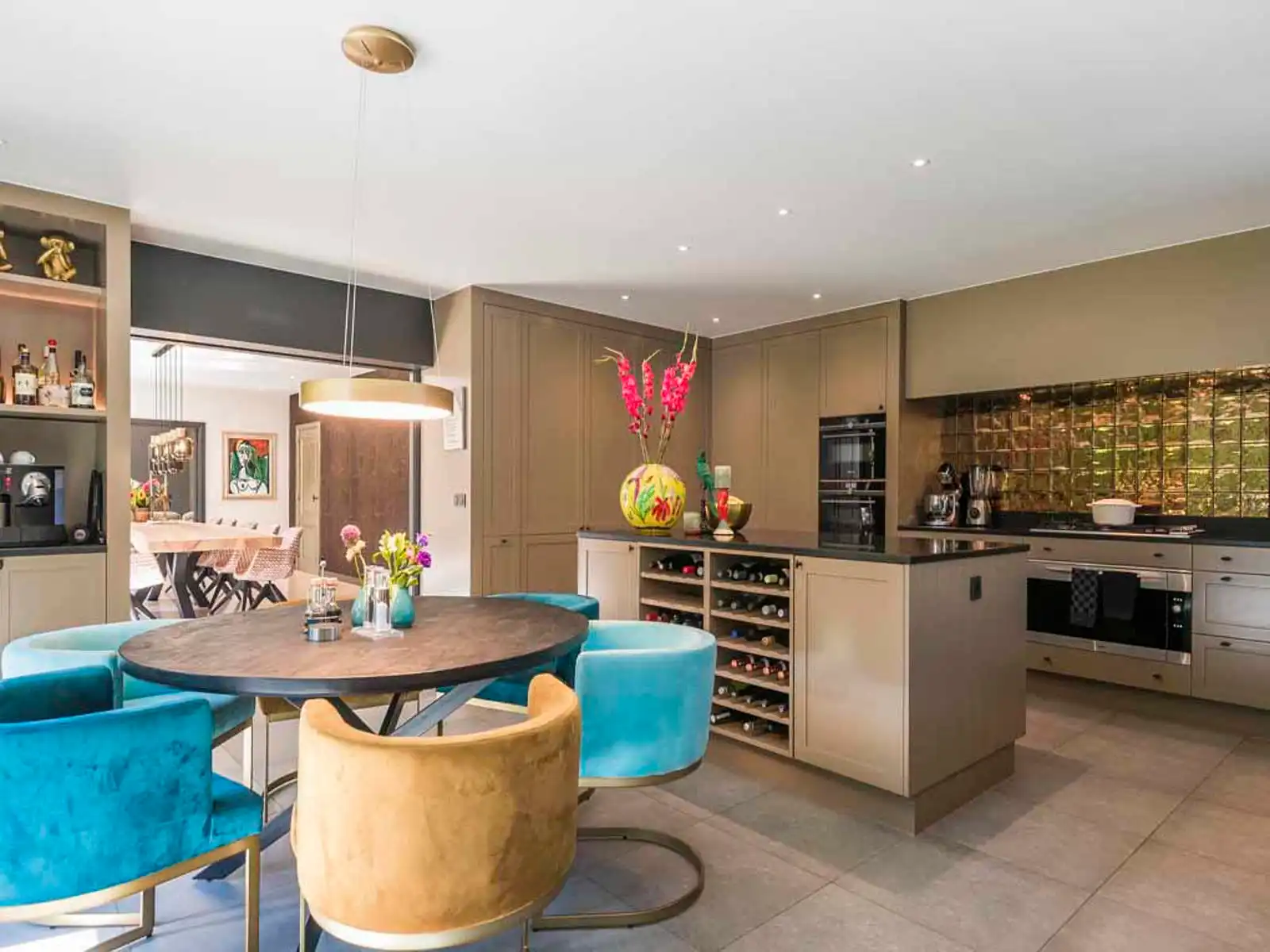 Luxueuze villa met zwembad met tal van mogelijkheden foto 15
