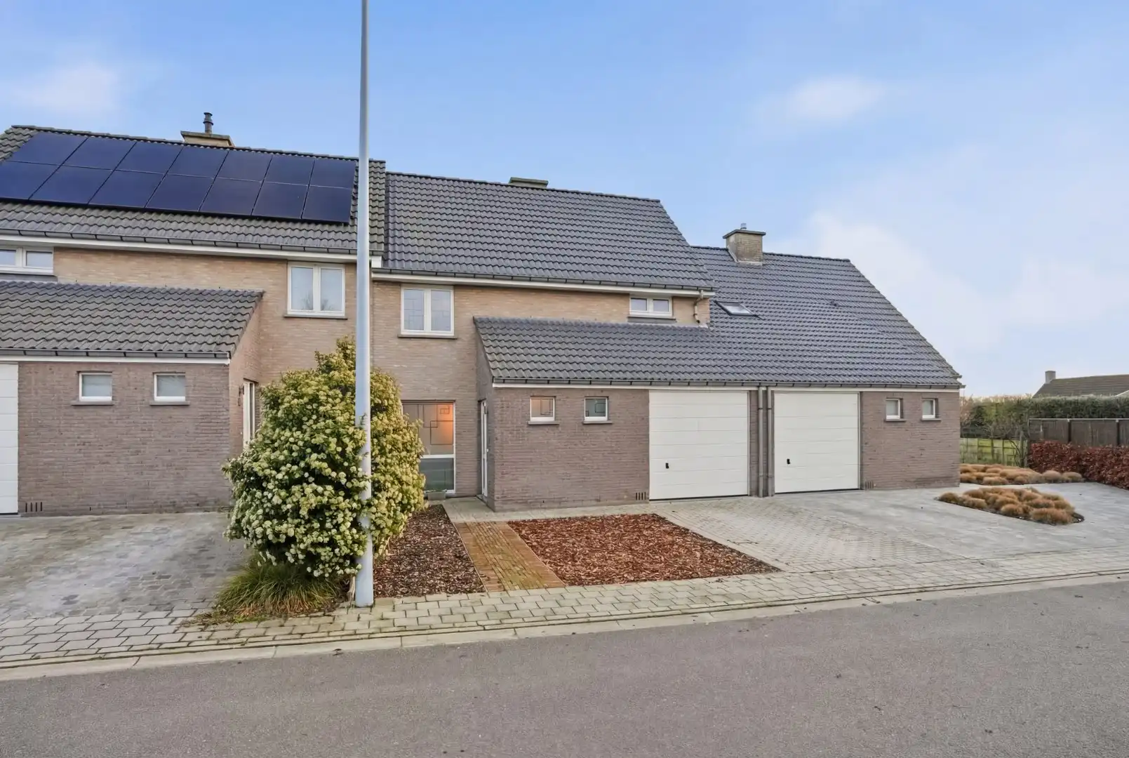 Energiezuinige gezinswoning in een rustige, kindvriendelijke woonwijk in centrum Houthulst foto 2