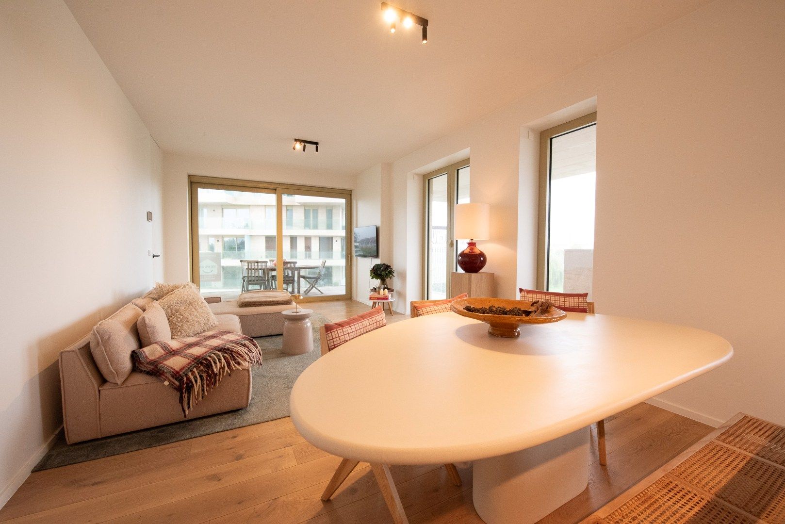 Nieuwbouwappartement TE HUUR in centrum Waregem! foto 4
