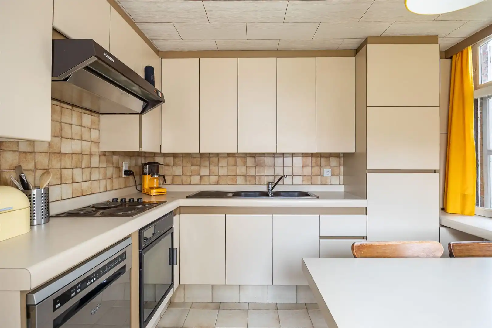 Karakterwoning met tuin en garage op een topligging! foto 8