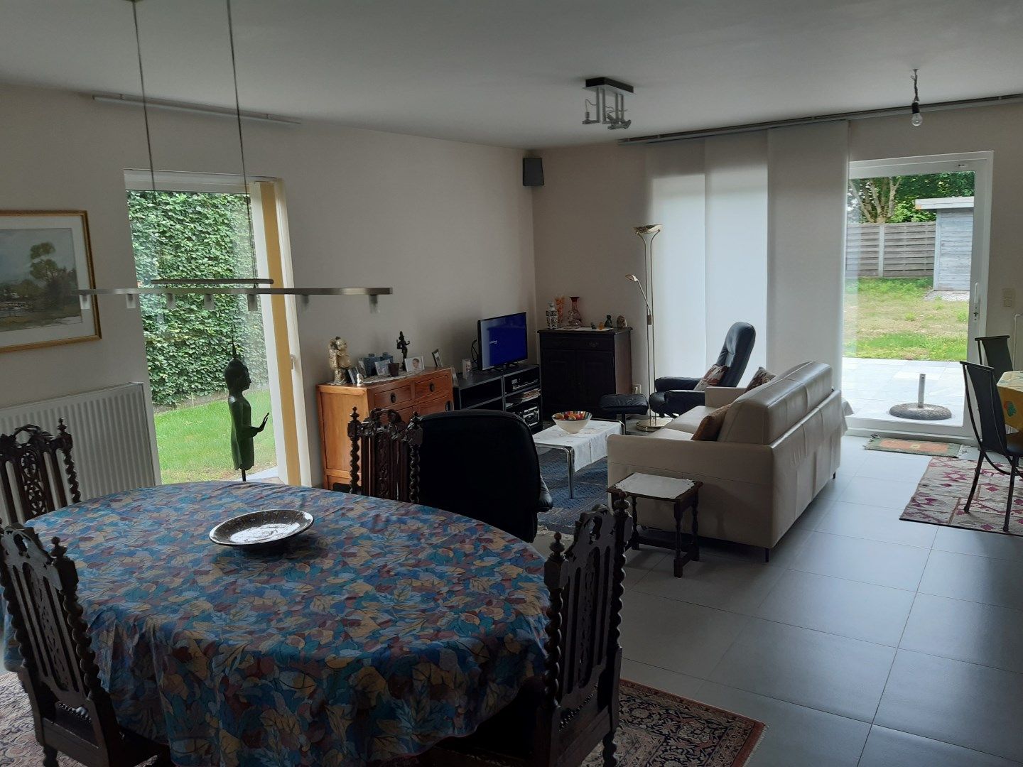 Recente, eigentijdse villa in doodlopende verkaveling ! foto 5