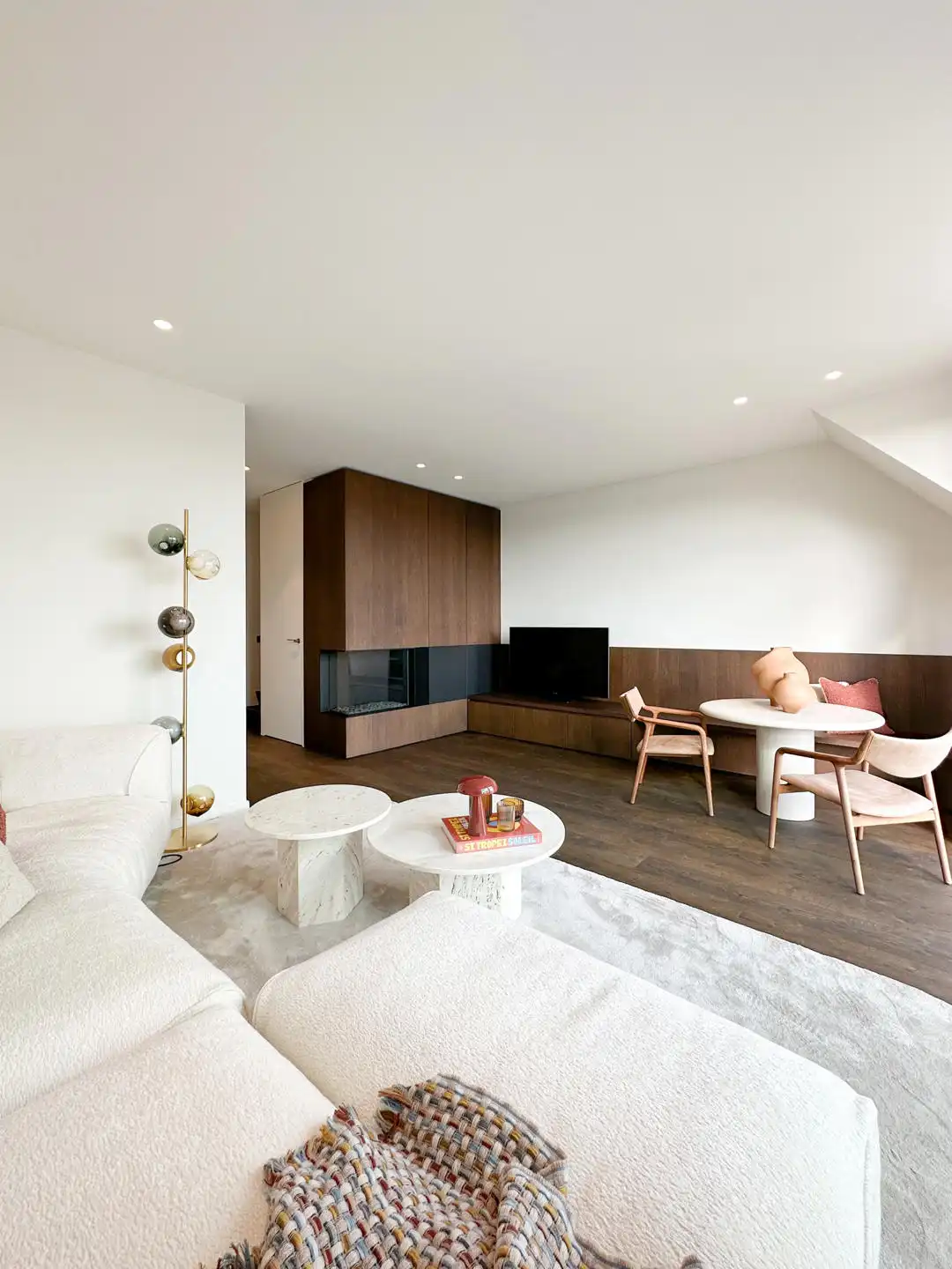 Zonovergoten nieuwbouw PENTHOUSE met 2 terrassen / Zoute foto 9