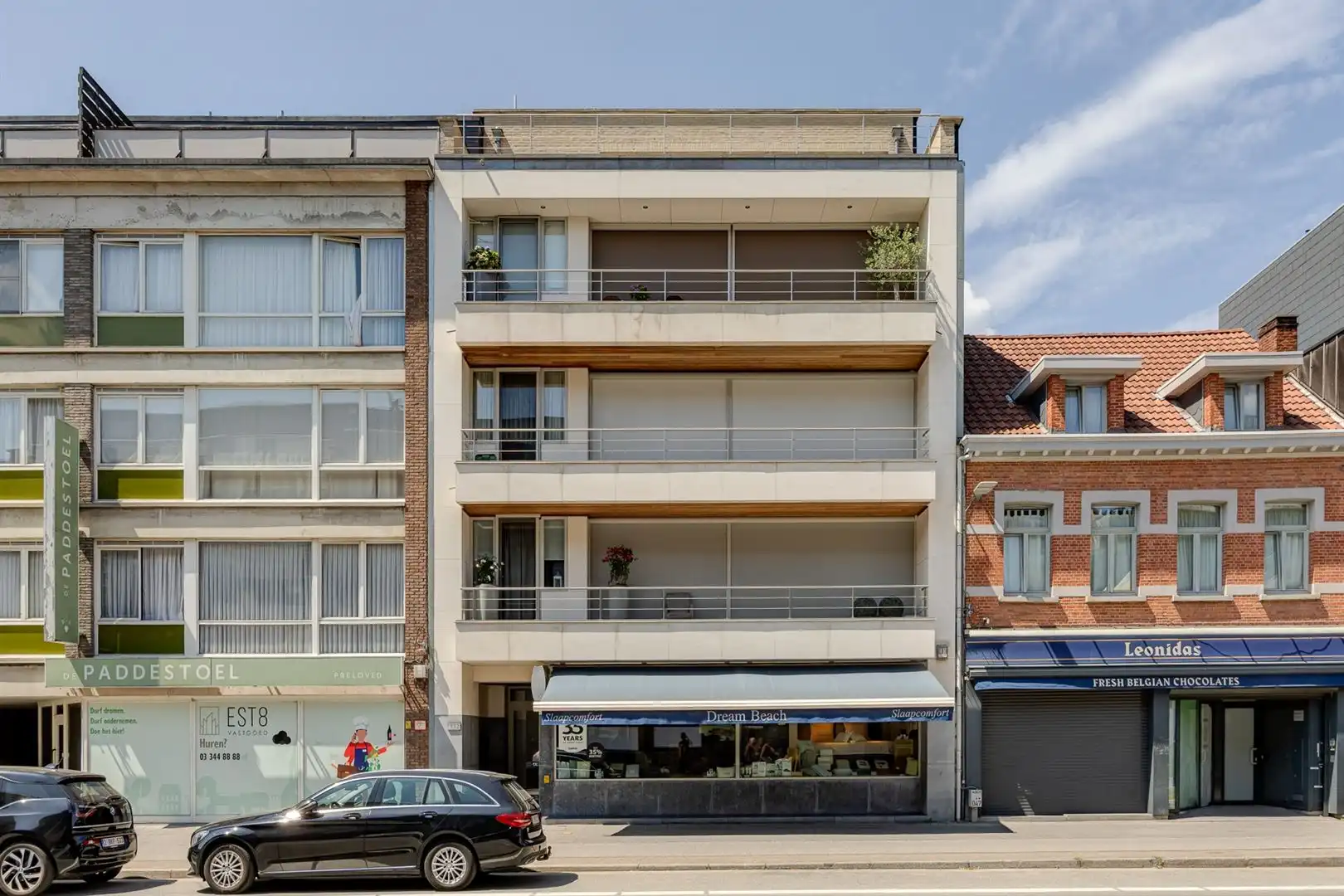 Gemeubelde penthouse in hartje Brasschaat foto 22