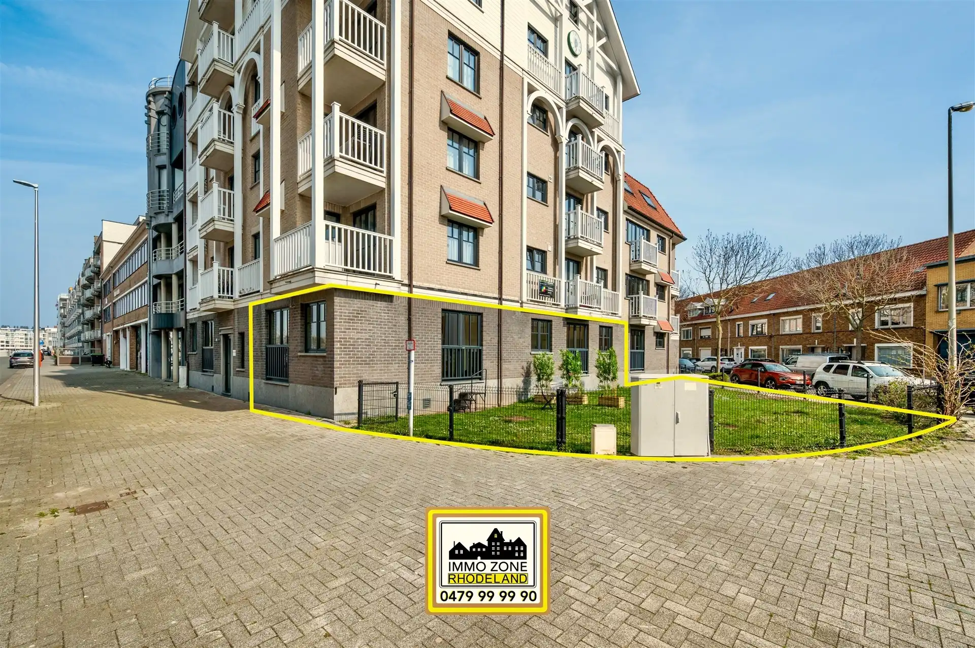 Prachtig gelijkvloers hoekappartement met 2 slpks foto 2