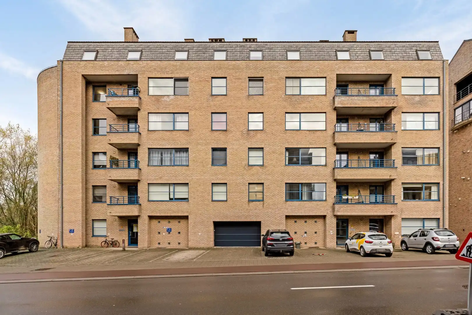 Buitenstaanplaats te koop in Kessel-Lo foto {{pictureIndex}}