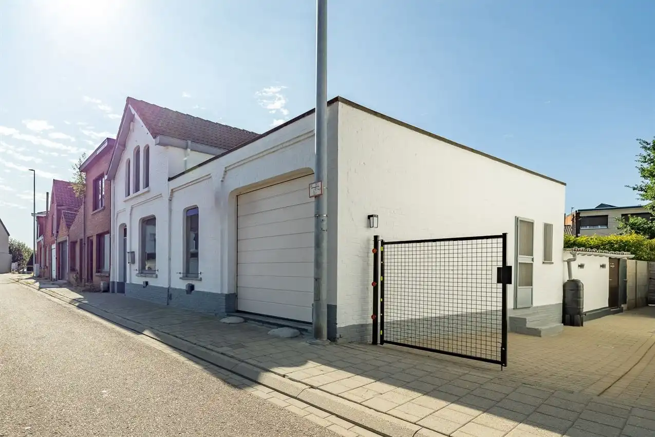 Label D, garage, verrassend ruim en bovenal karaktervol foto 23