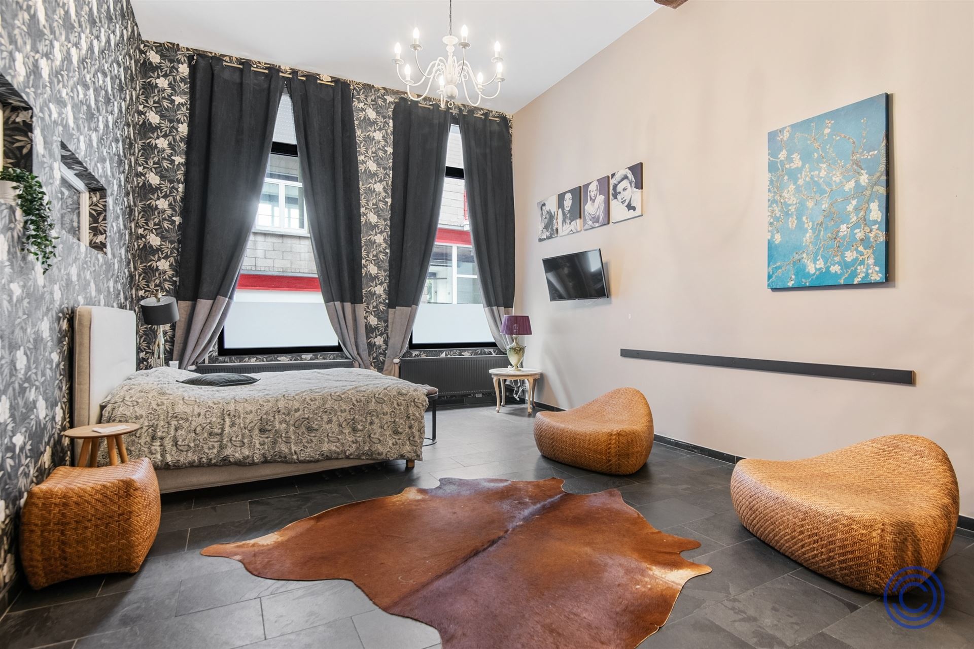 Uitzonderlijk huis ca. 230m² met terras!  foto 3