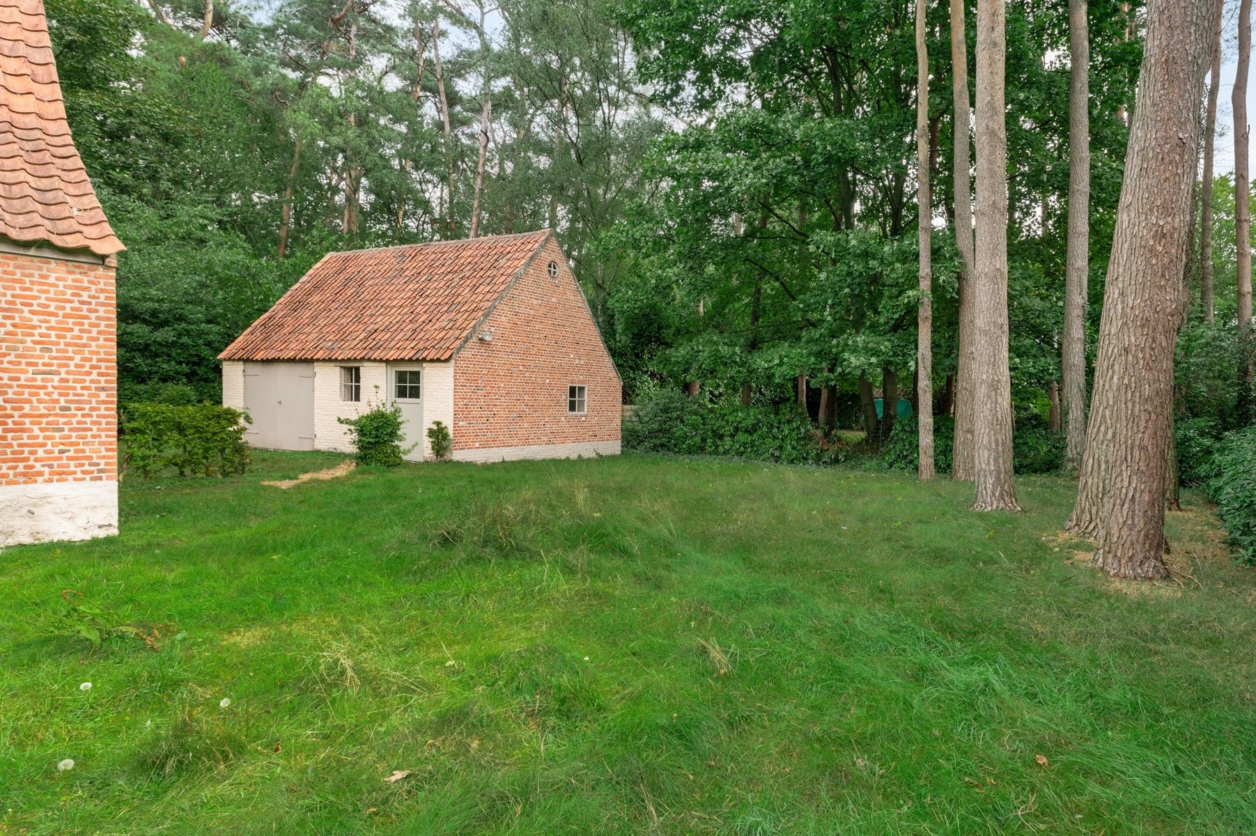 IN OPTIE !! Karaktervolle woning van architect Rombouts foto 5