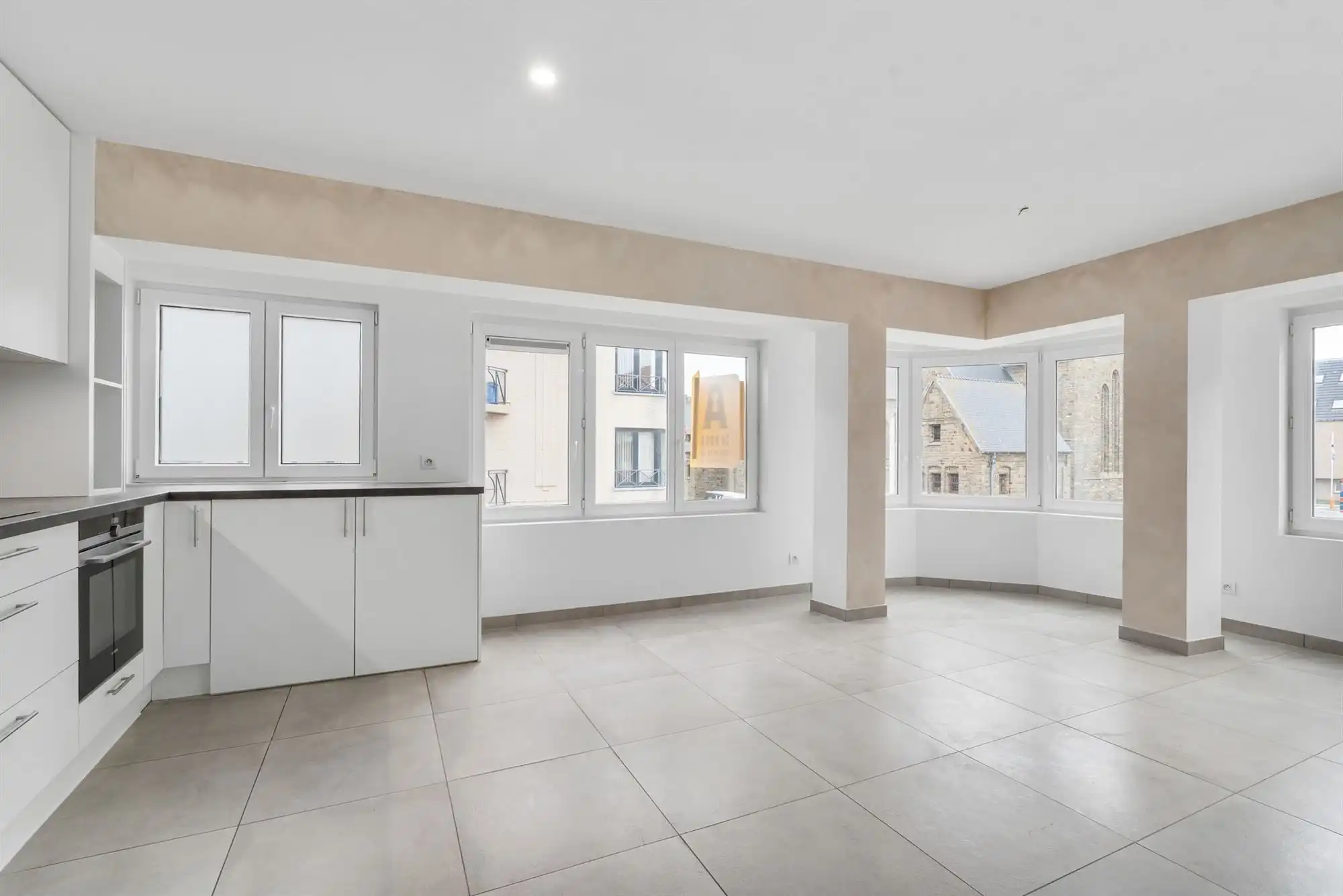 Gerenoveerd appartement vlakbij zee! foto 6