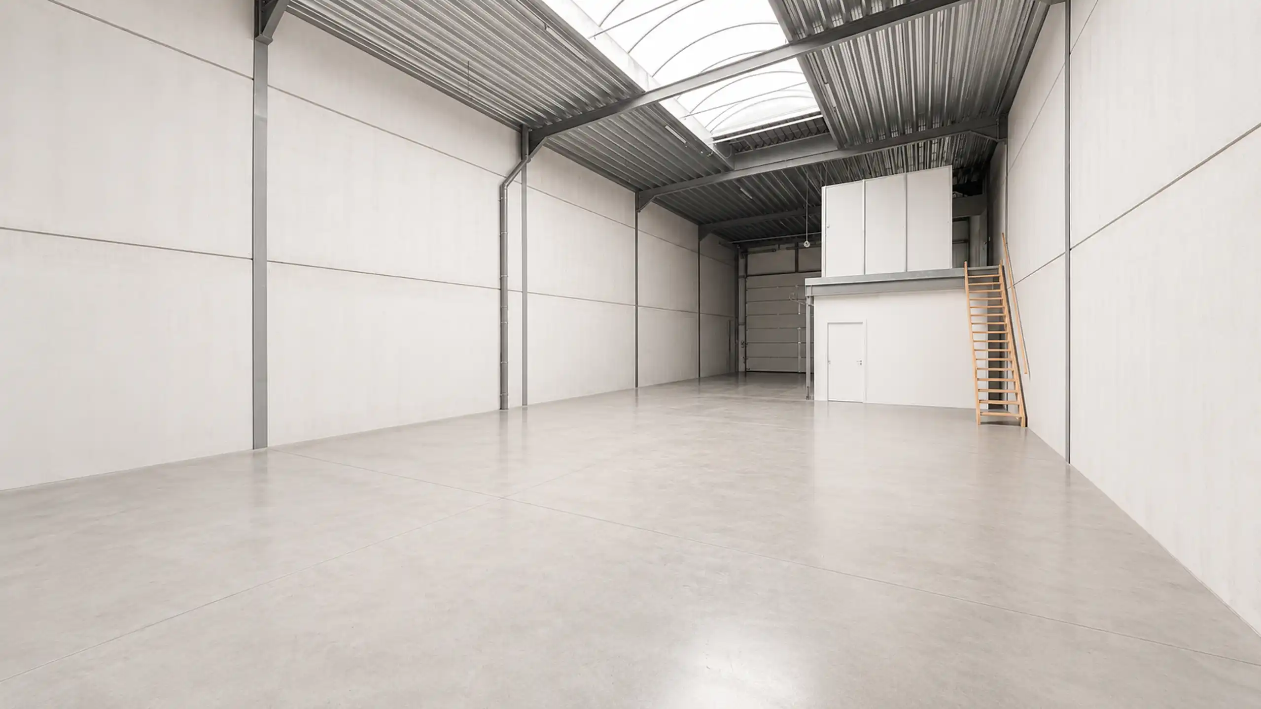 Recente KMO-unit van 400m² met kantoren op toplocatie in HZ! foto 8