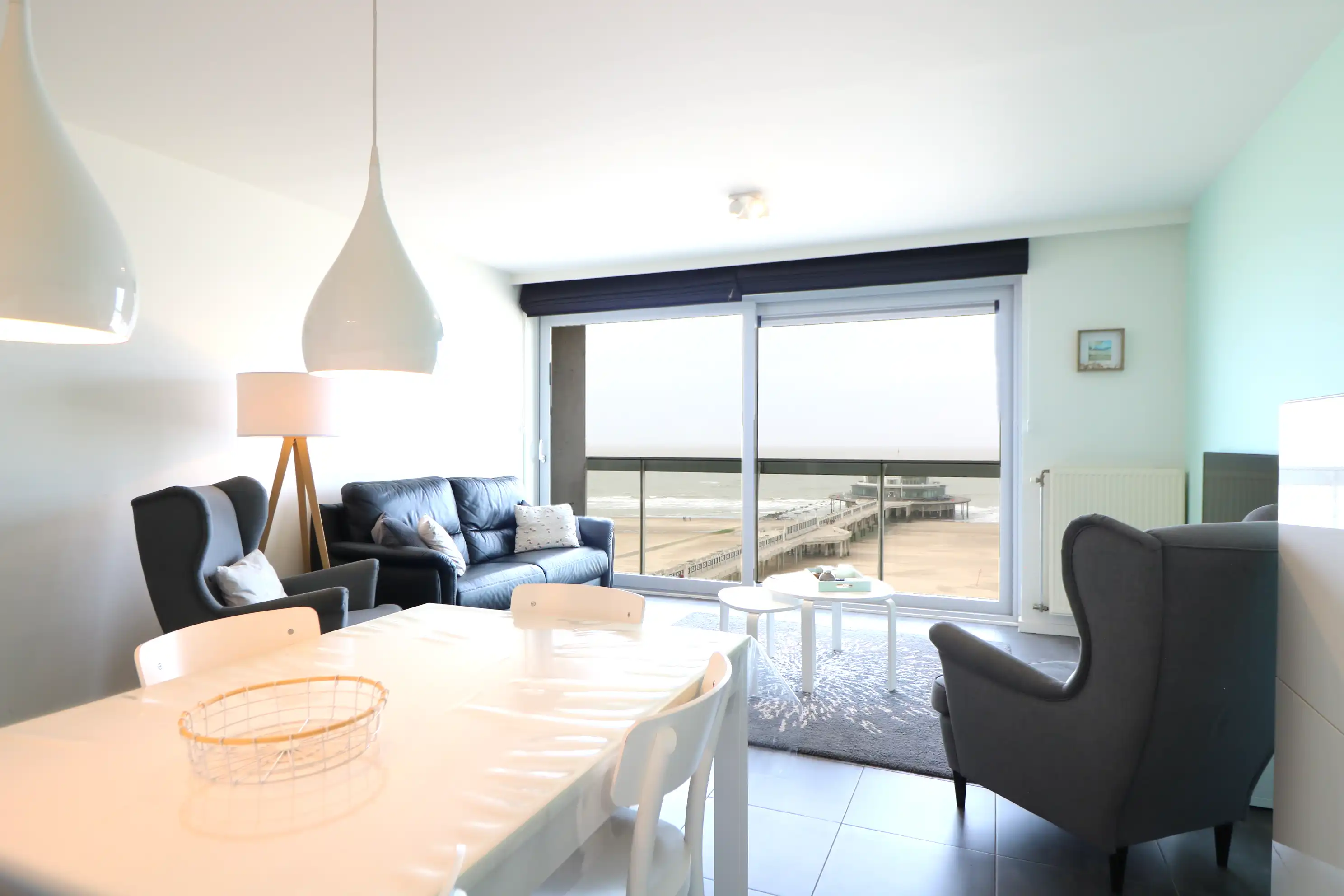 Recent en ruim appartement (94m²) met 3 slaapkamers en fenomenaal zeezicht. foto 4