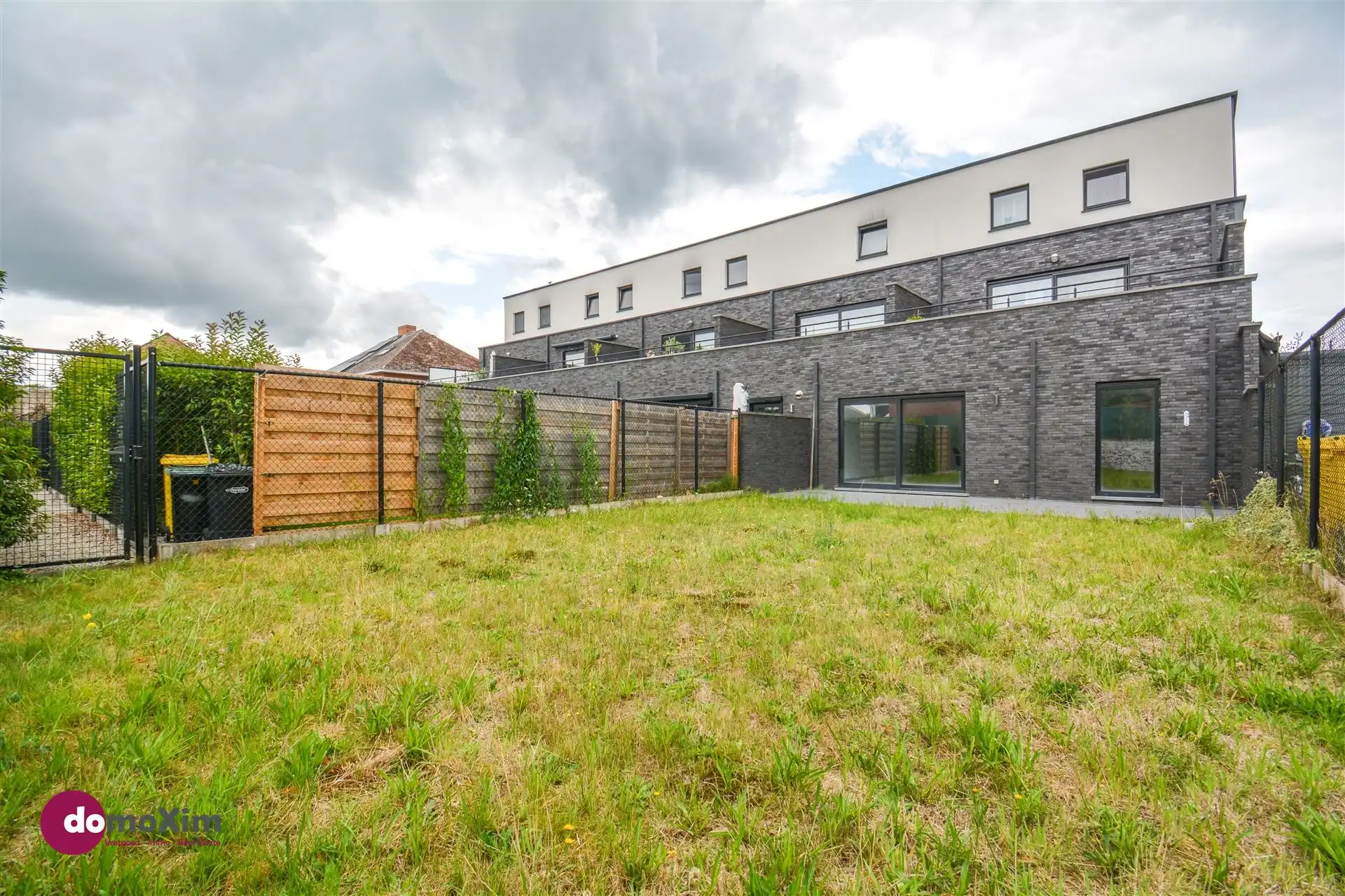 Lichtrijk appartement met één slaapkamer en privétuin in Haacht foto {{pictureIndex}}