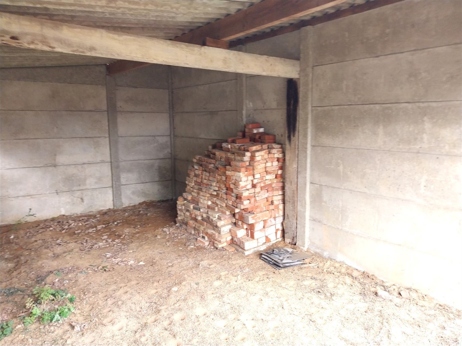 TE HUUR: gerenoveerde woning met 3 slaapkamers te Paal! foto 23