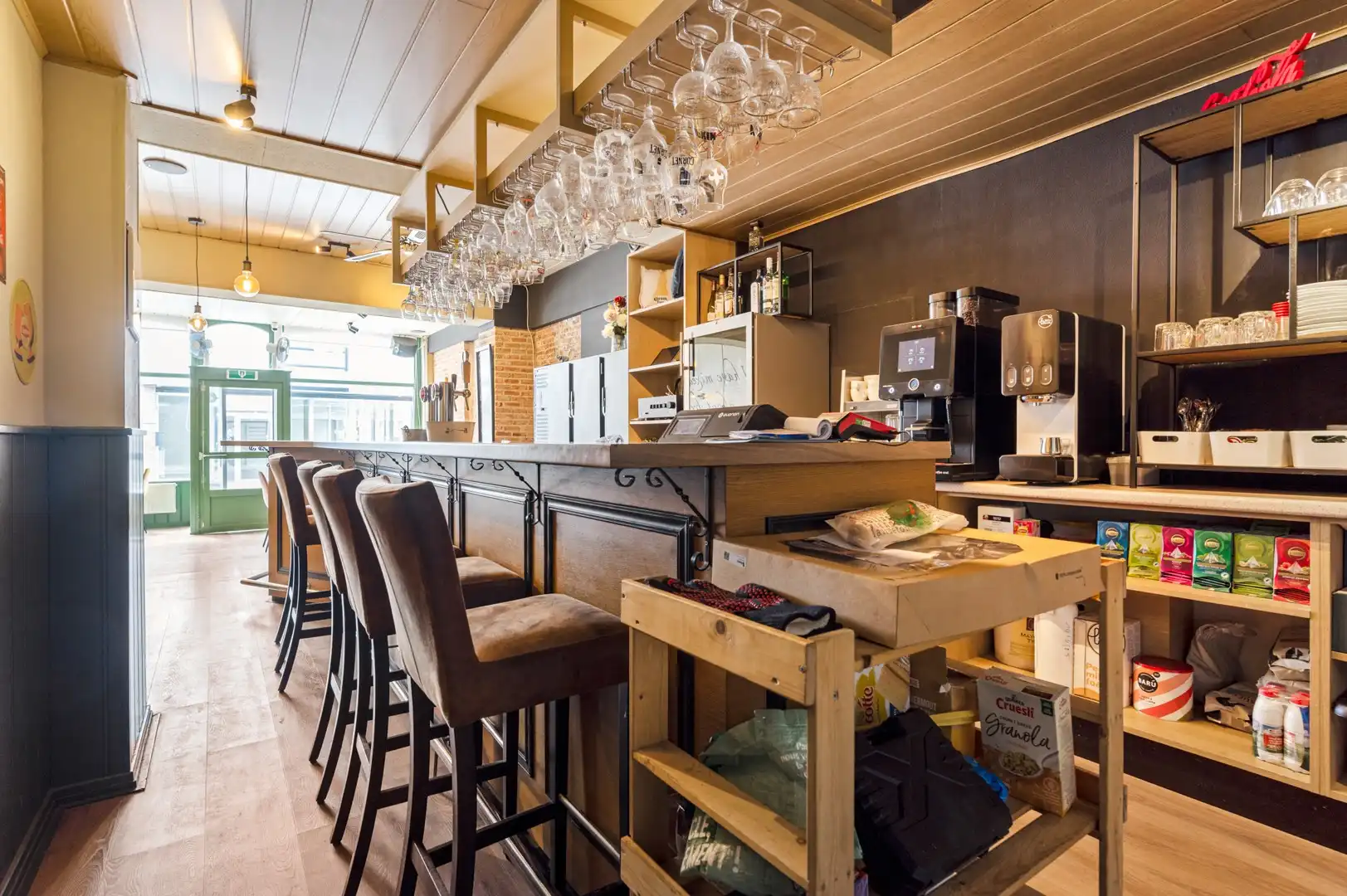 Handelsgelijkvloers en appartement in één geheel te Herentals foto 7