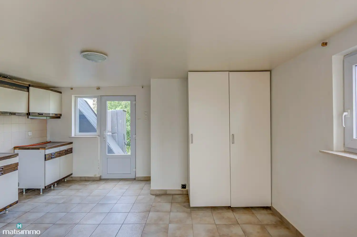 GEZINSWONING MET DRIE SLAAPKAMERS TE MAASMECHELEN foto 16