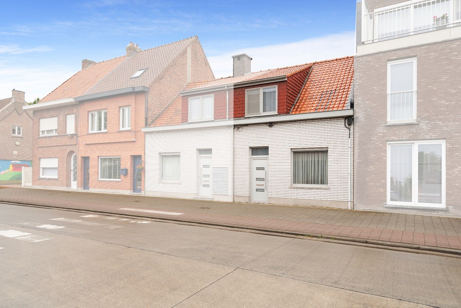 Rijwoning in centrum Zwijnaarde   foto 1