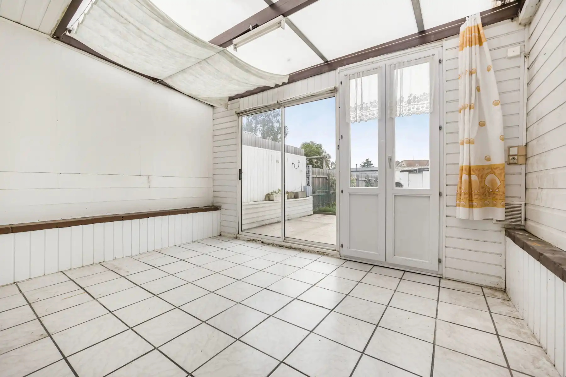 Goed gelegen woning met 3 slaapkamers en tuin foto 8