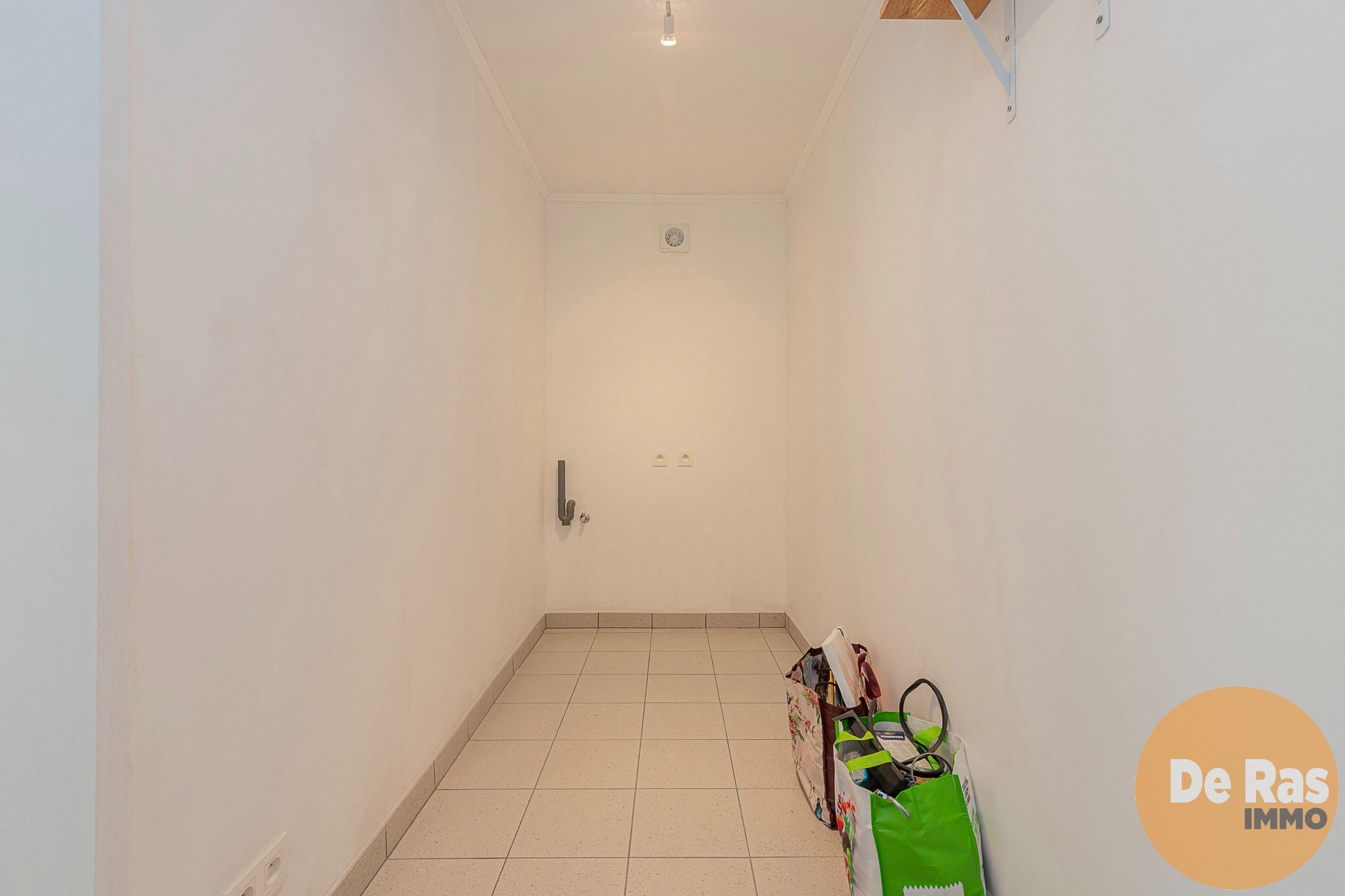 IMPE - Totaal vernieuwde woning met 2 slaapkamers foto 17